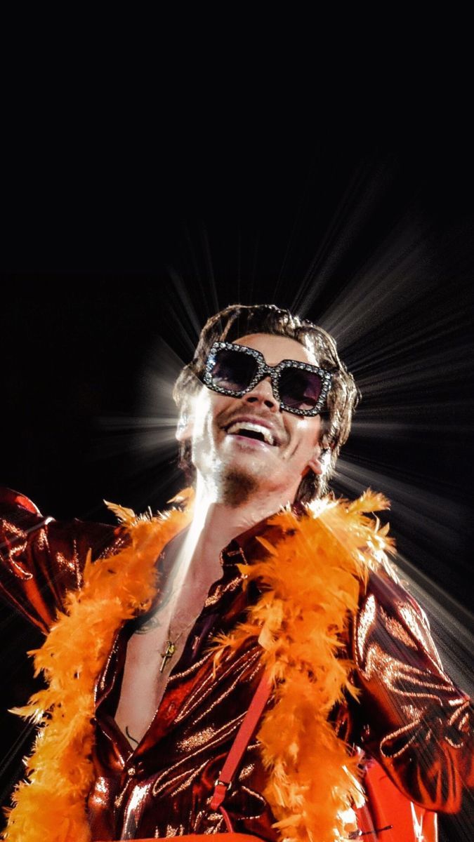 675x1200 Harry Styles Love On Tour Wallpaper