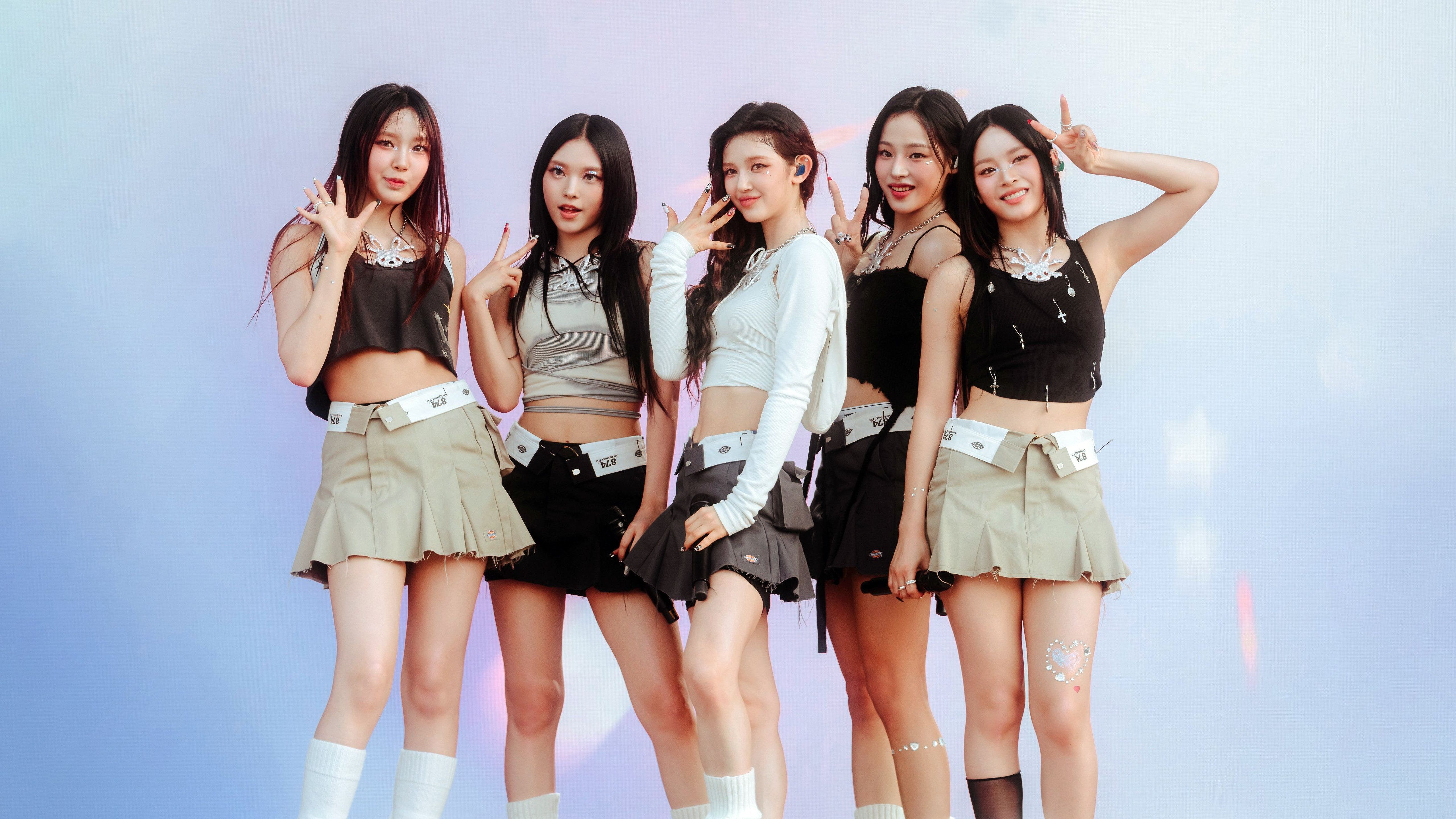5120x2880 NewJeans (South Korean girl group) Wallpaper