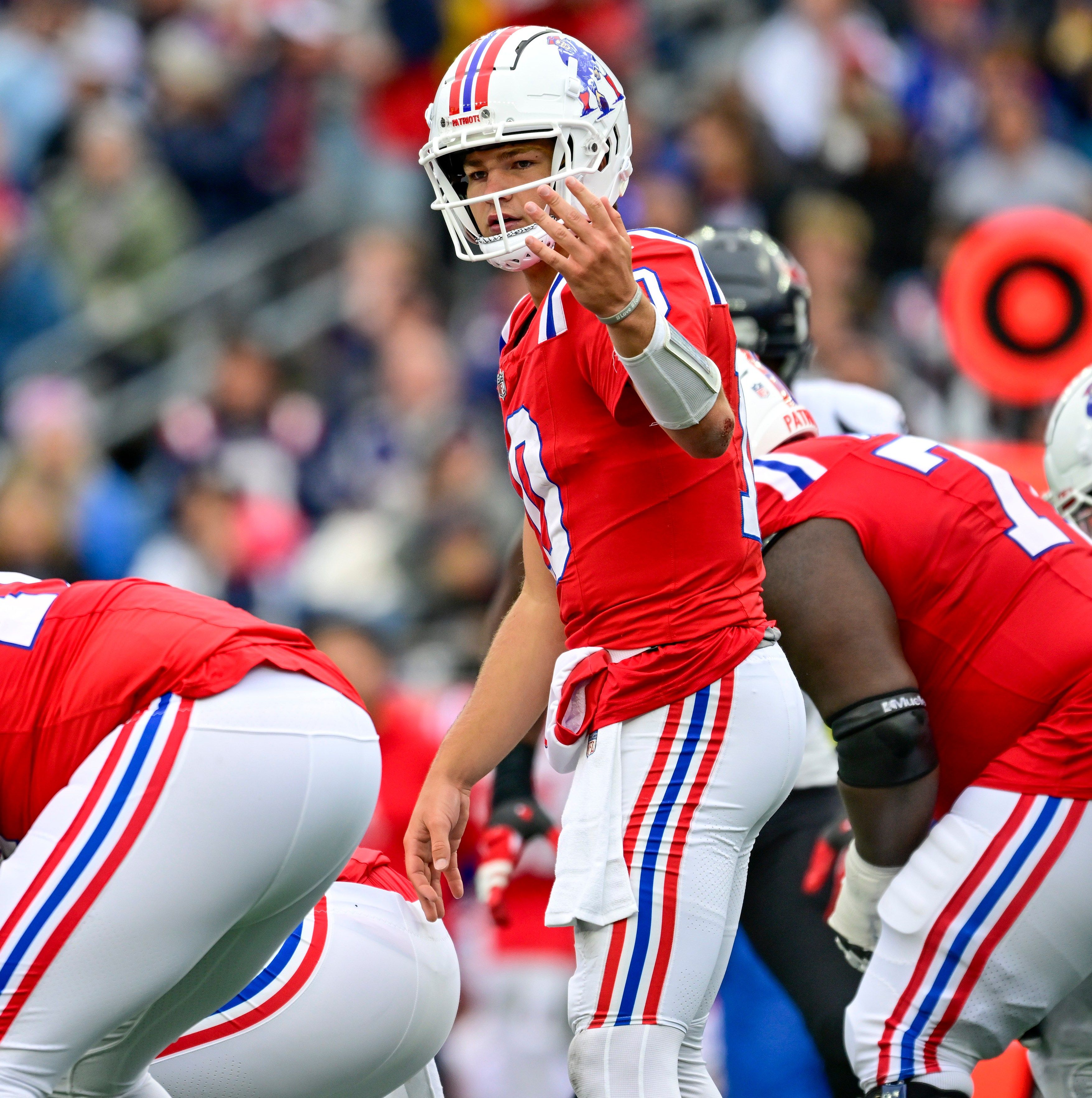 3510x3528 Sunday Patriots Notes: Drake Maye is a completely different QB now