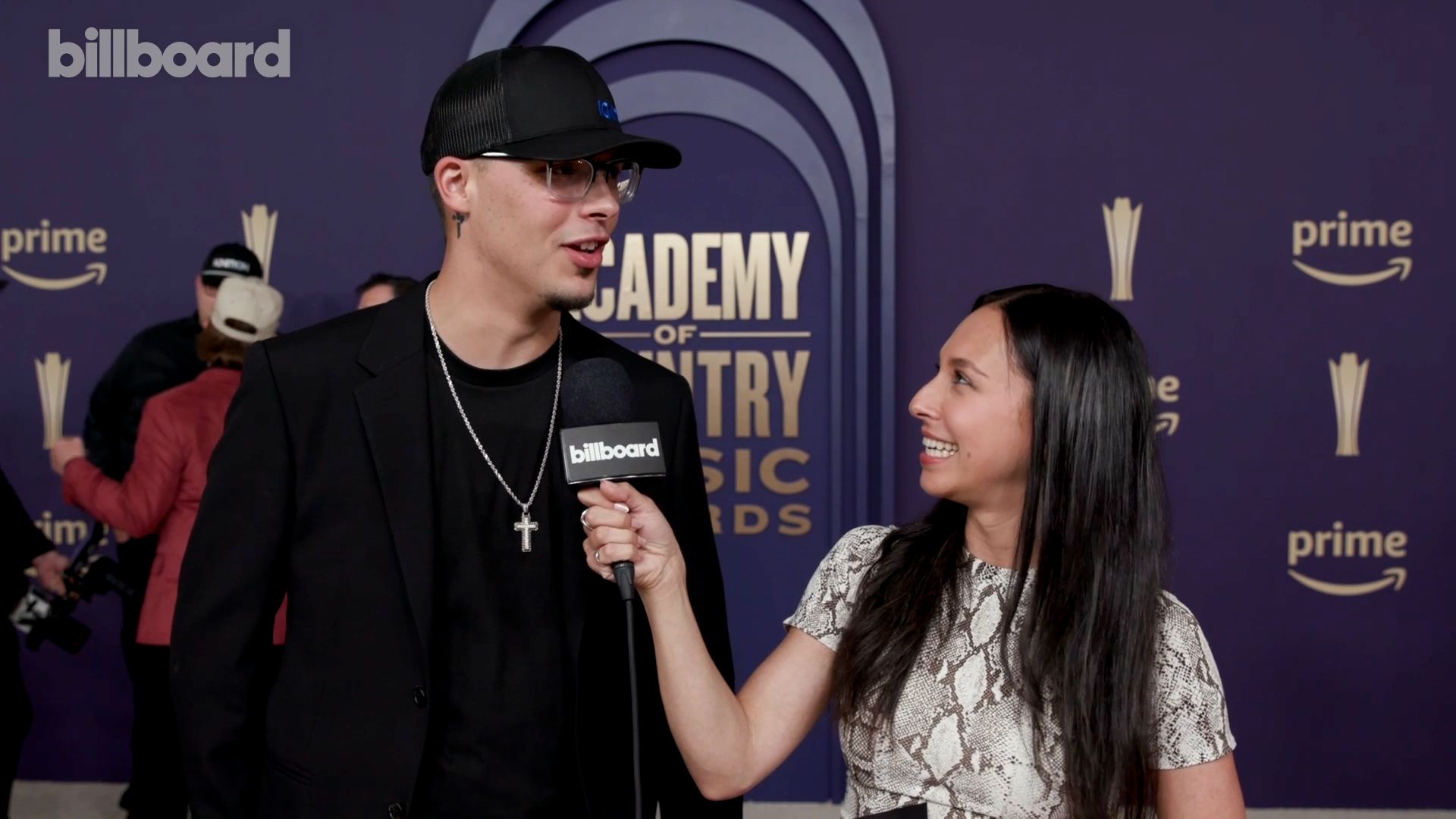 1920x1080 Chase Matthew Wants To Work With Tucker Wetmore, Talks His Love For Reba & More. ACM Awards 2024