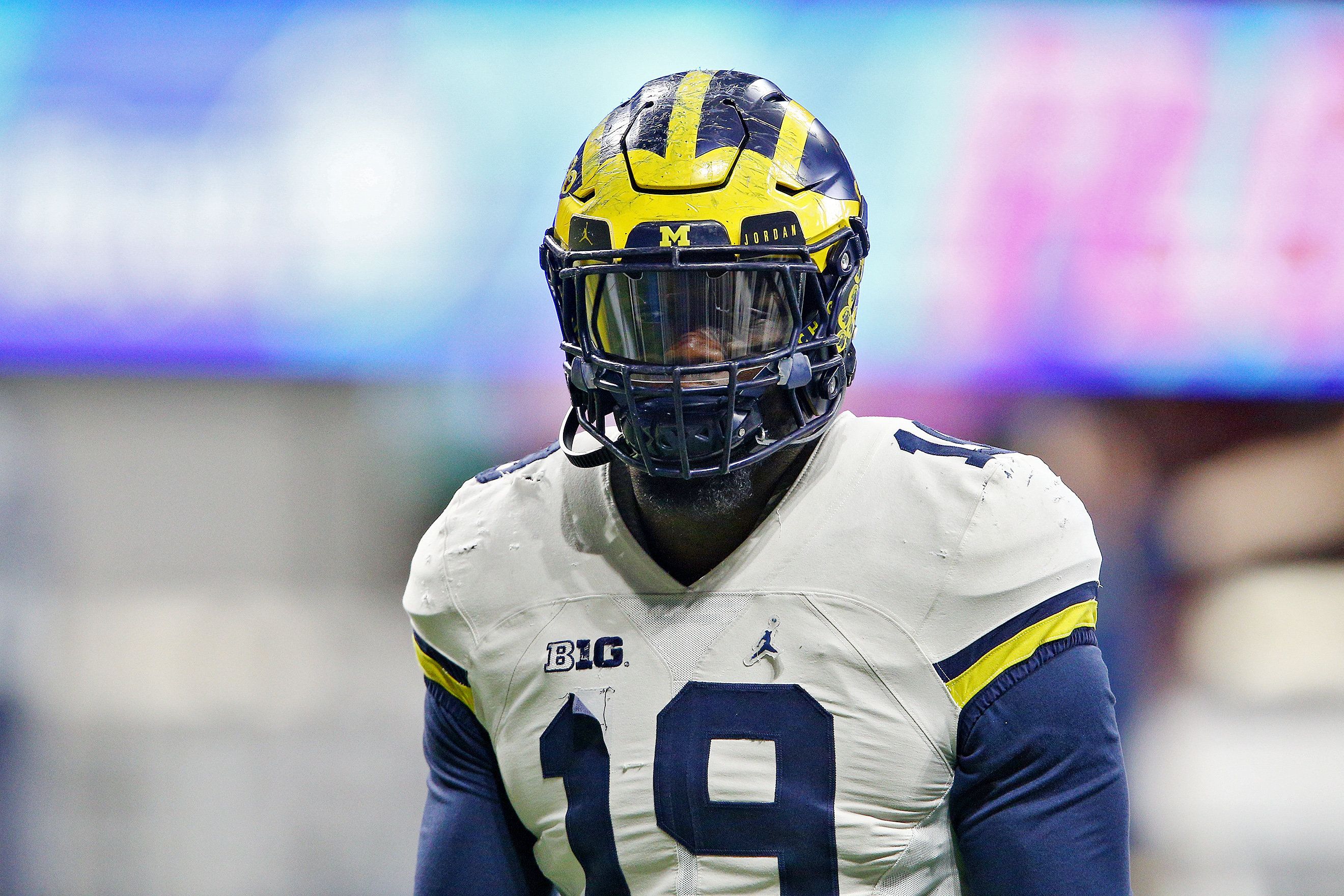 2640x1760 Mike Danna gives Michigan immediate help at DE