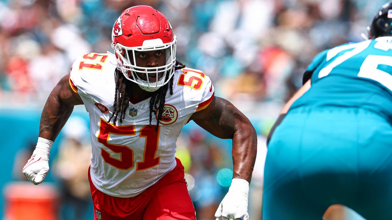 1280x720 Chiefs Re Sign Defensive End Mike Danna