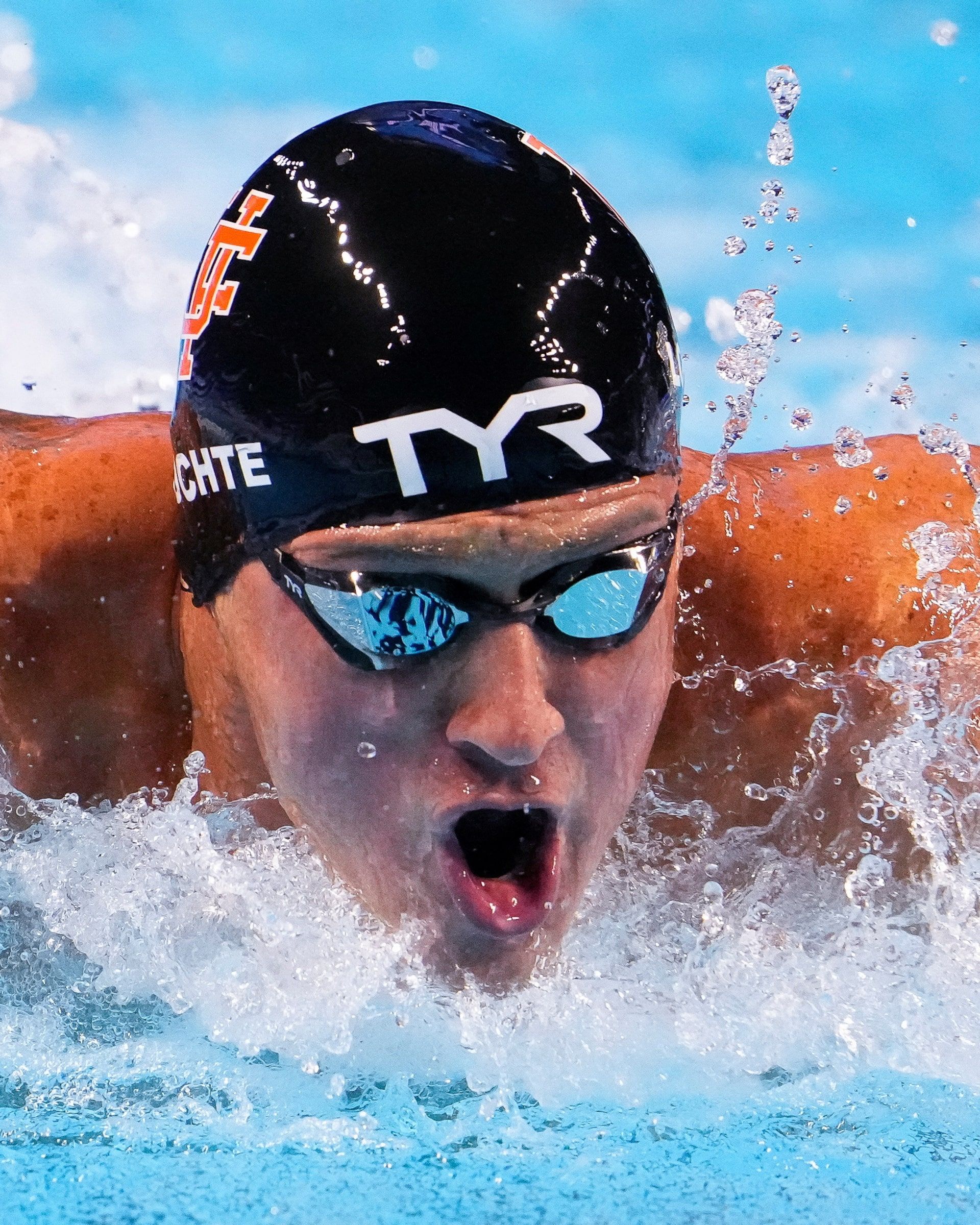 1920x2400 Olympic swimming great Ryan Lochte joins Missouri State coaching staff