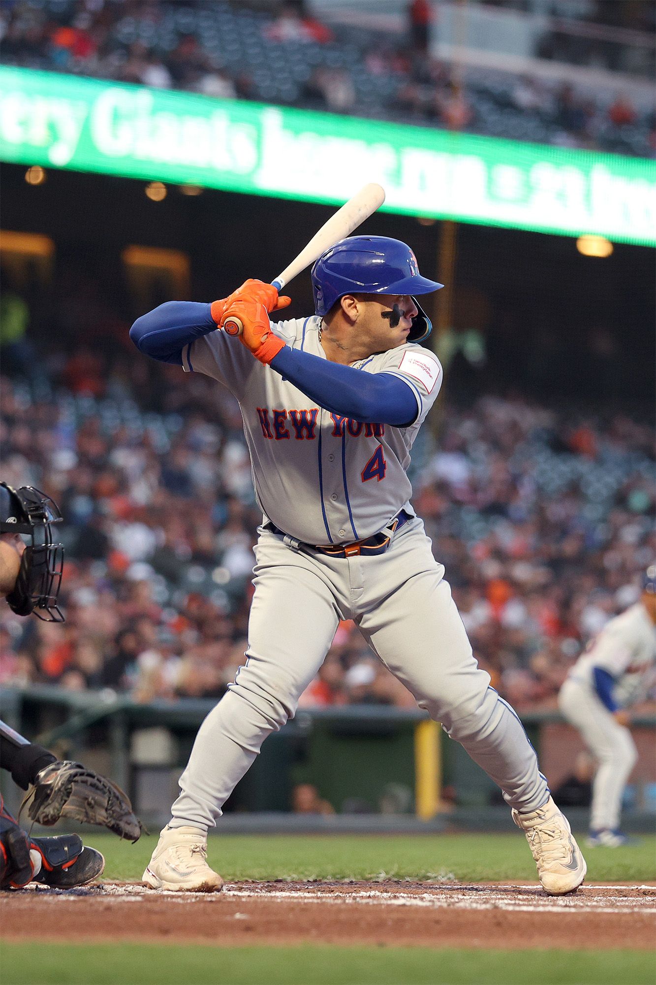 1333x2000 Mets' Francisco Alvarez turning corner at plate after sluggish start