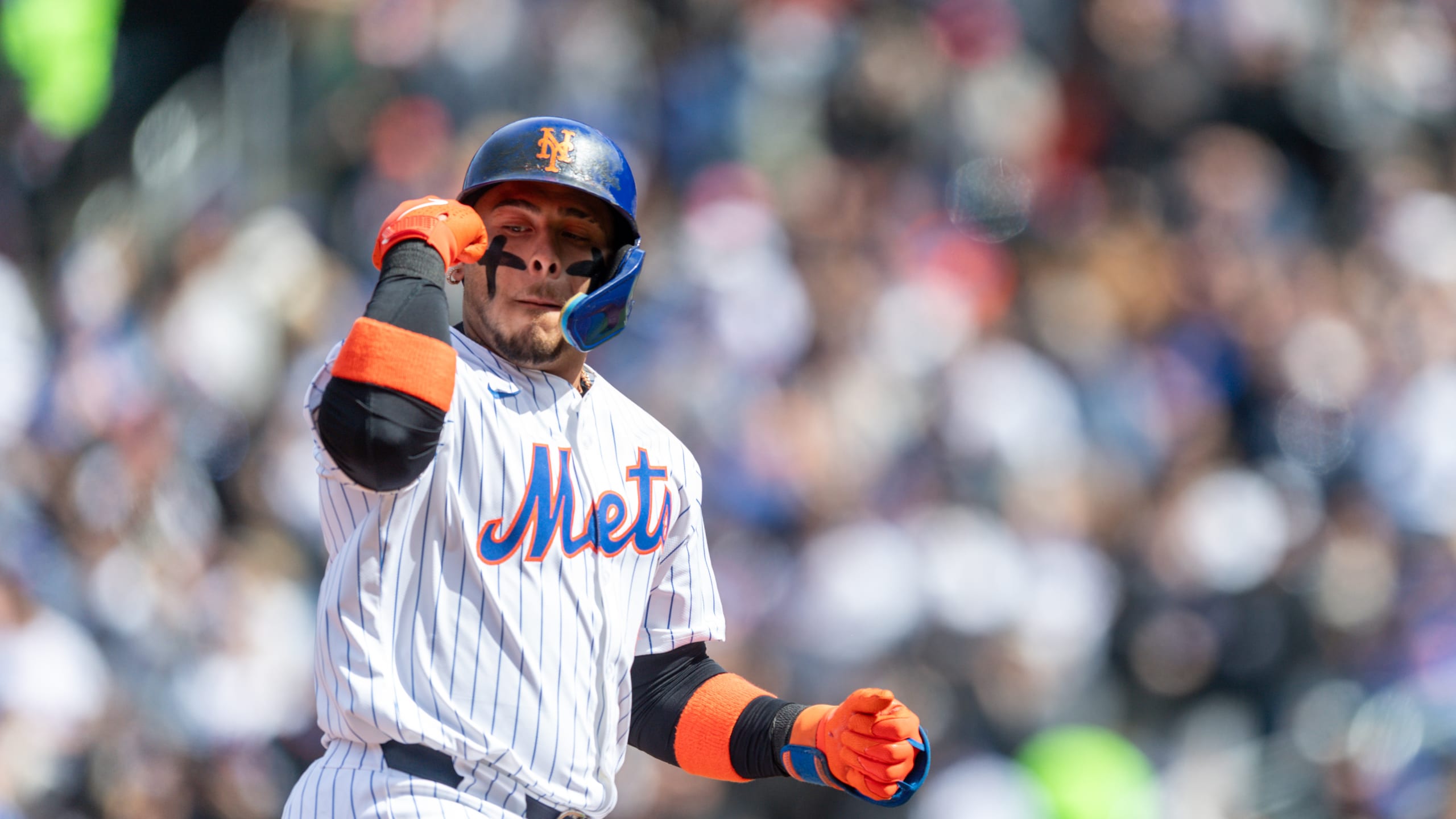 2560x1440 Francisco Alvarez crushes his first homer of 2024