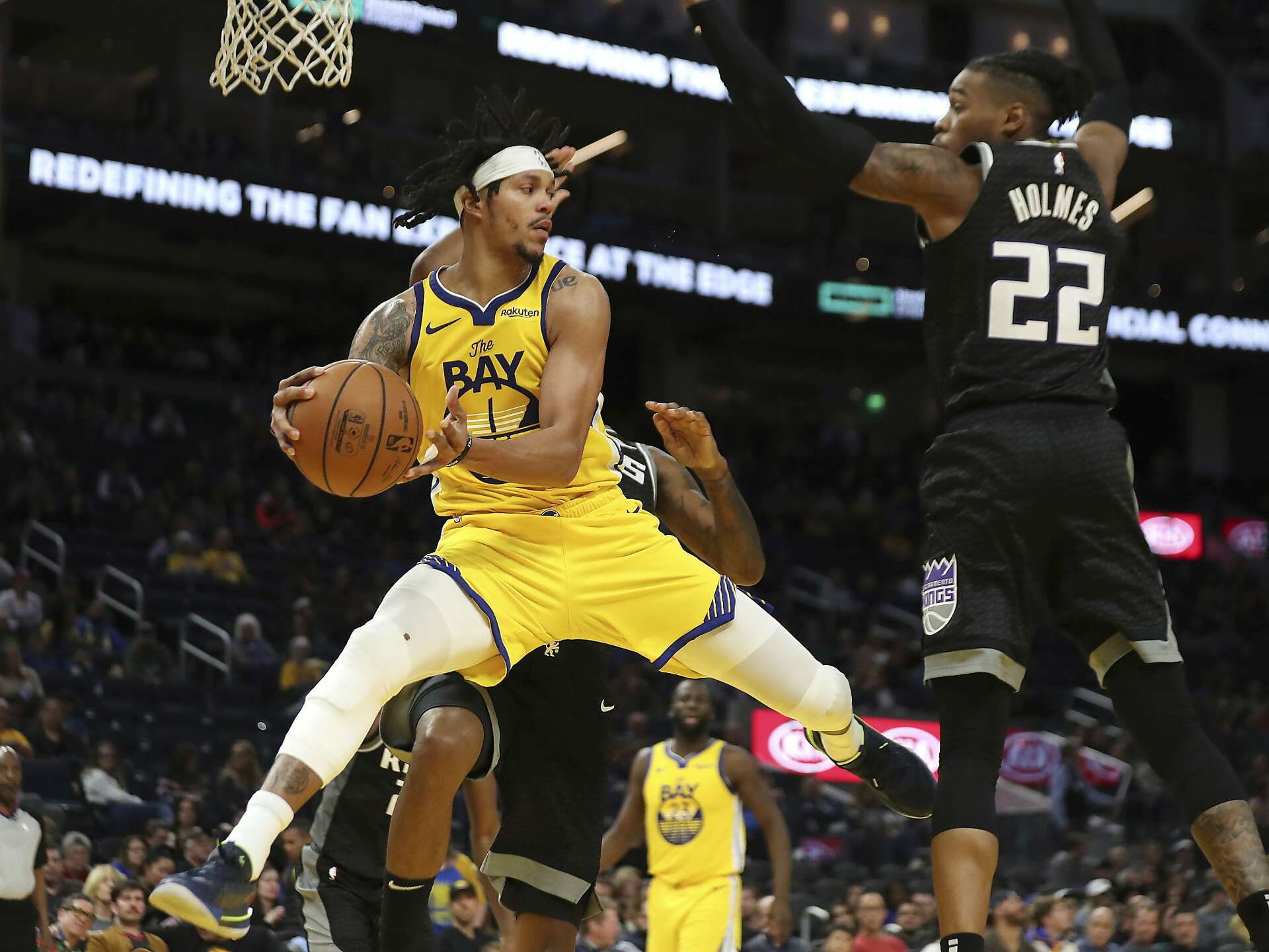 1920x1440 Damion Lee has proven he belongs in the NBA, even if his contract says otherwise