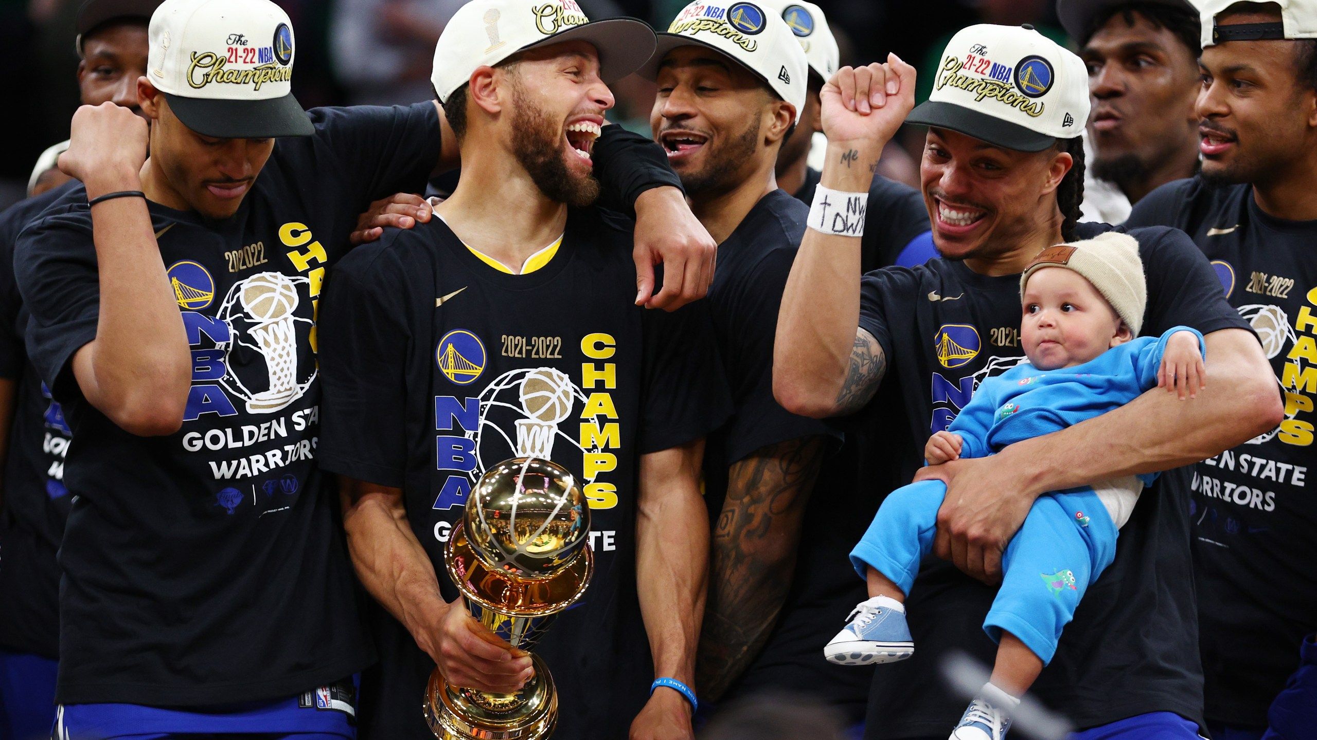 2560x1440 Warriors kids steal the show at trophy presentation