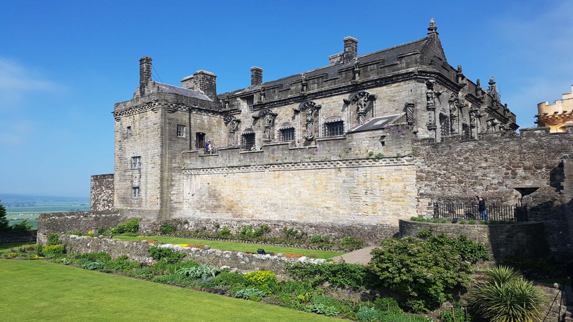 1920x1080 Stirling Castle, Trossach Trail and Loch Lomond
