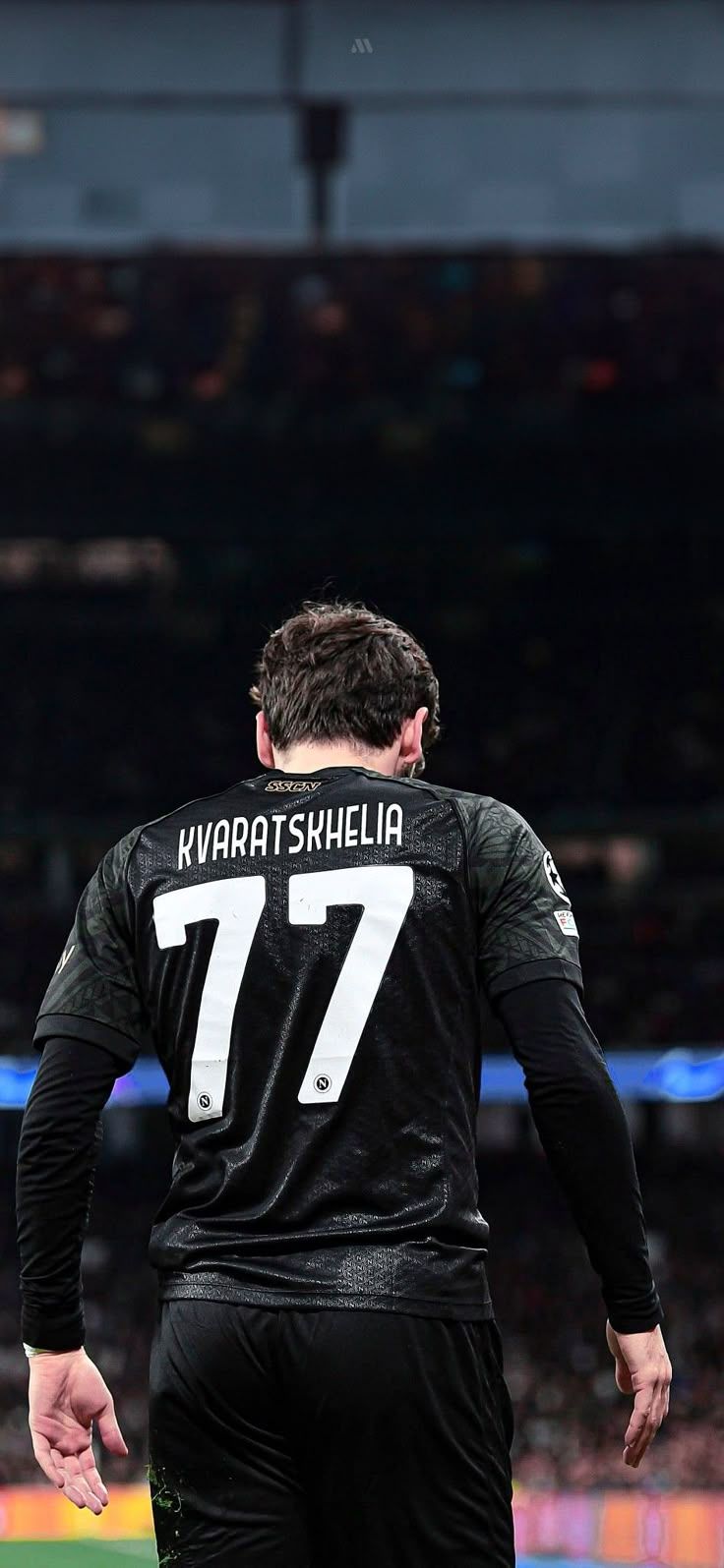 736x1595 Kvicha Kvaratskhelia Wallpaper