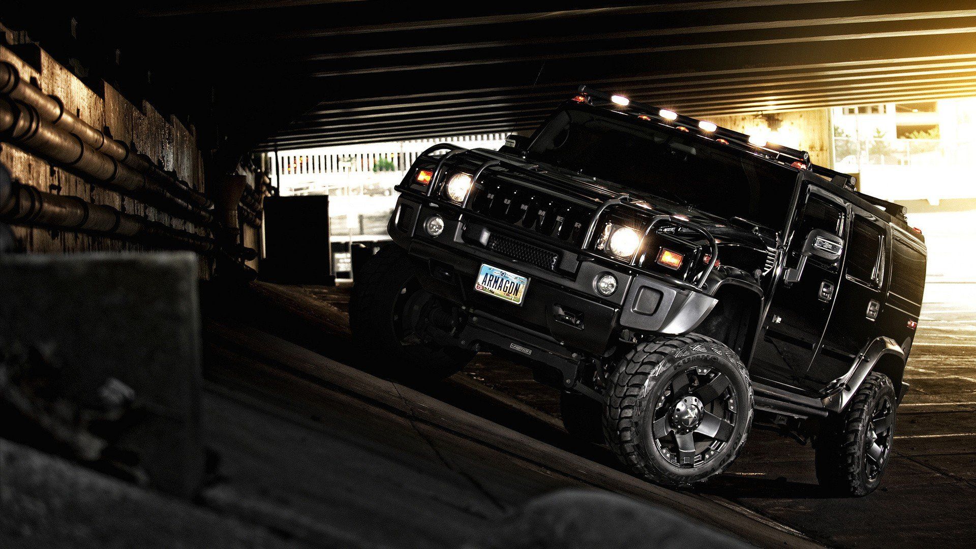 1920x1080 Stunning HD Wallpaper of a Rugged Hummer Vehiclex1080