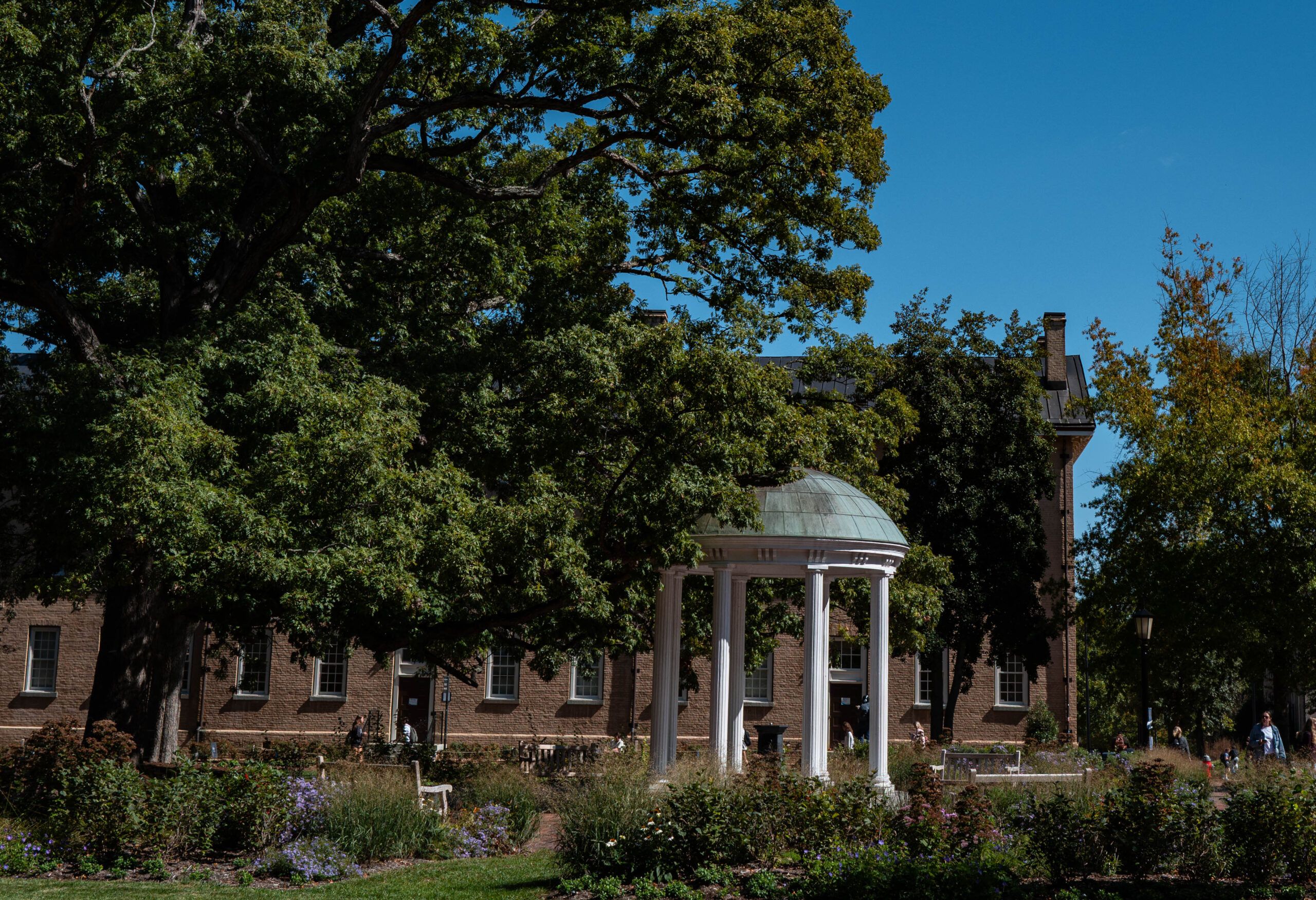 2560x1752 University of North Carolina