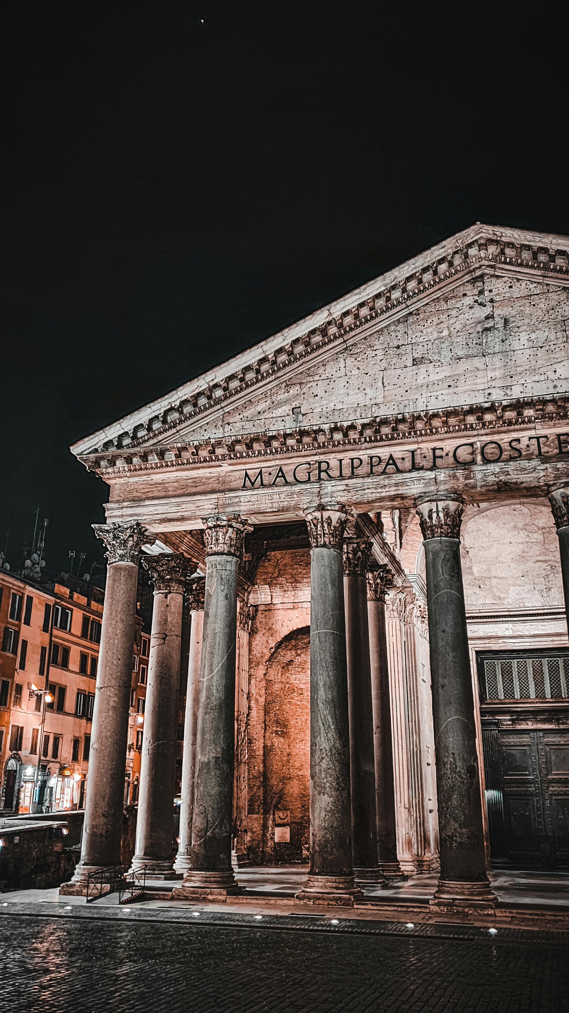 2249x3998 Pantheon in Rome at Night · Free