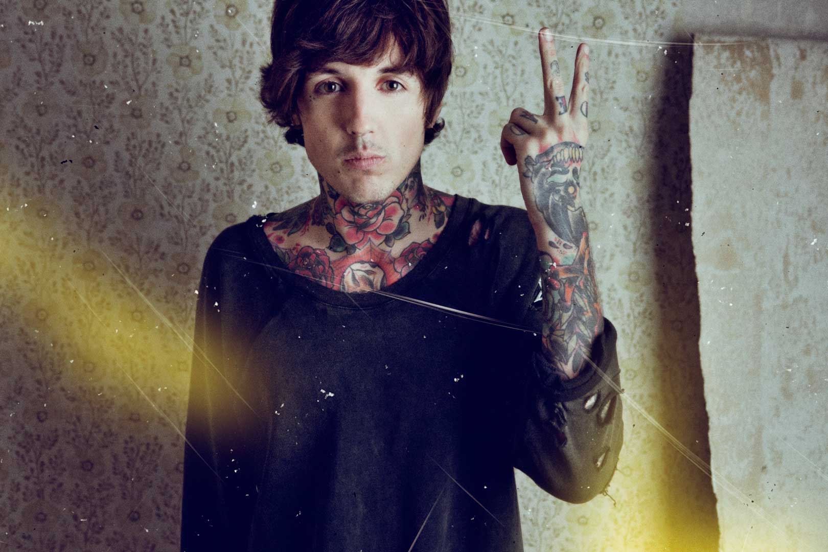 Oliver Sykes HD Wallpapers - Top Free Oliver Sykes HD Backgrounds -  WallpaperAccess