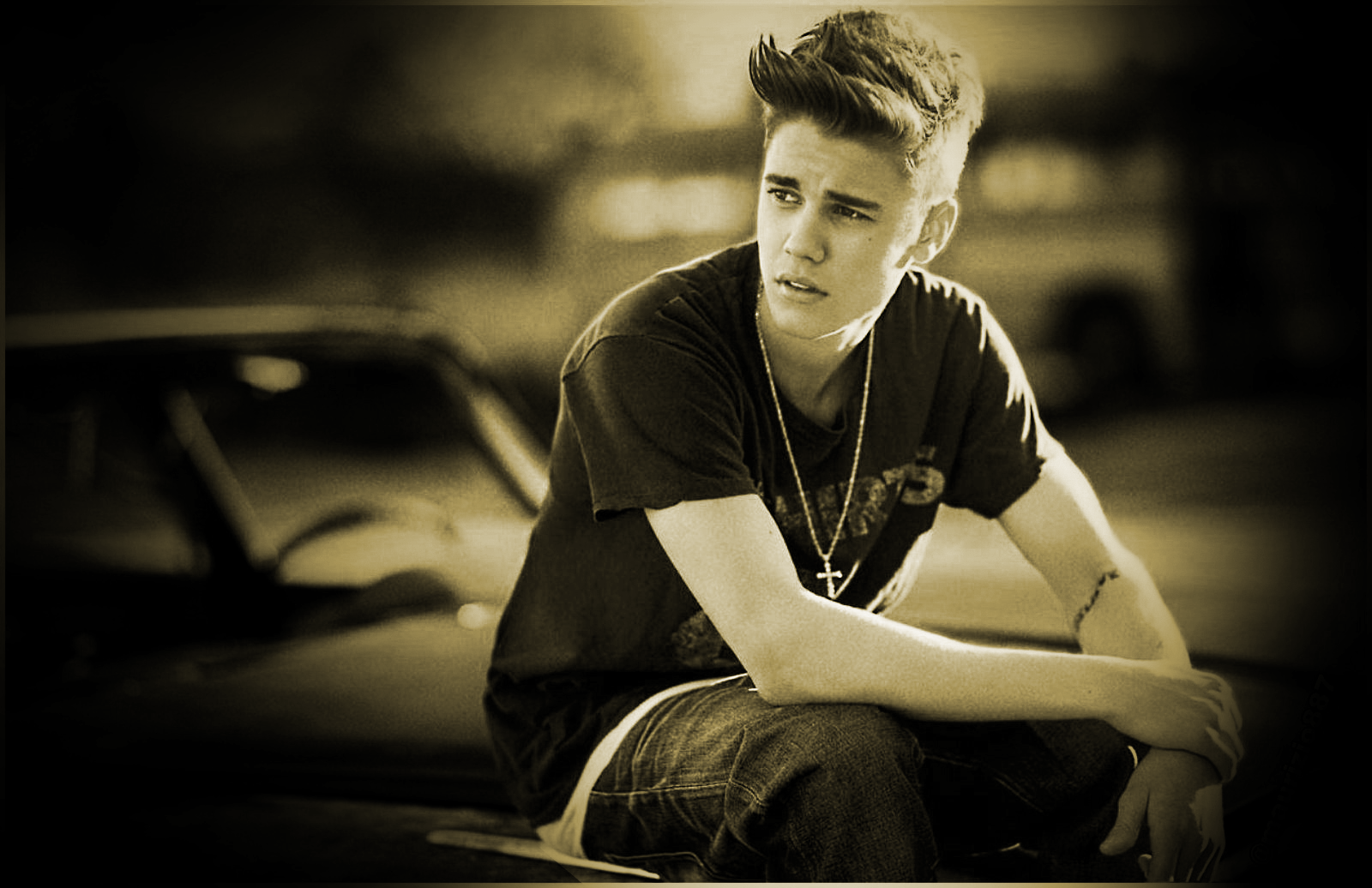 1600x1036 Justin Bieber 2013 Cool Wallpaper​-Quality Free Image and Transparent PNG Clipart