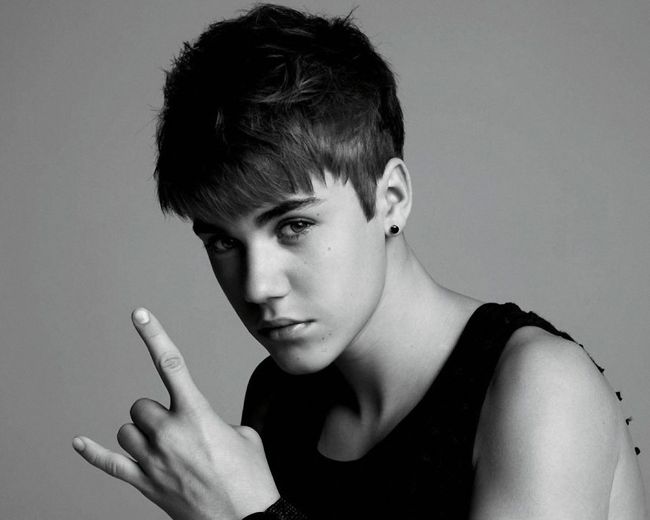 1280x1024 Jutsin Bieber Wallpaper​-Quality Free Image and Transparent PNG Clipart