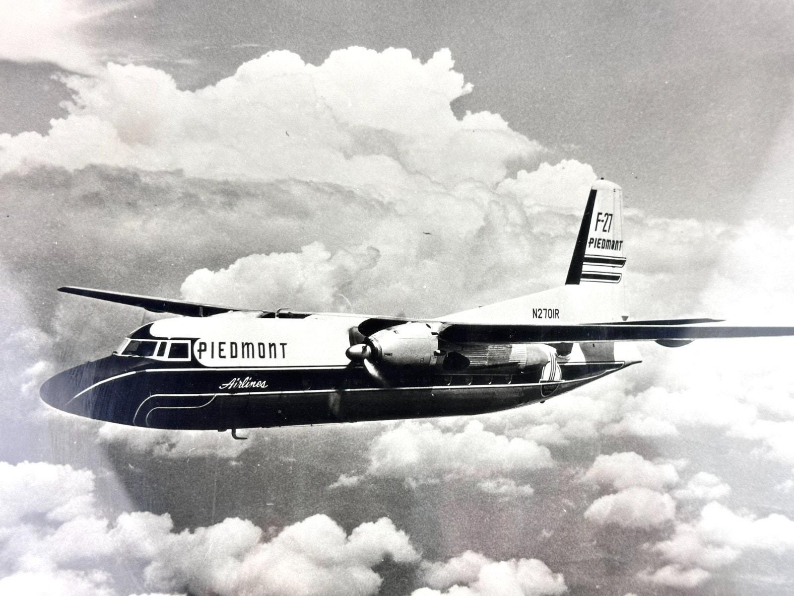 1600x1200 Piedmont Airlines F 27 N27OIR Propeller Airplane B W 8x10 Photograph Framed