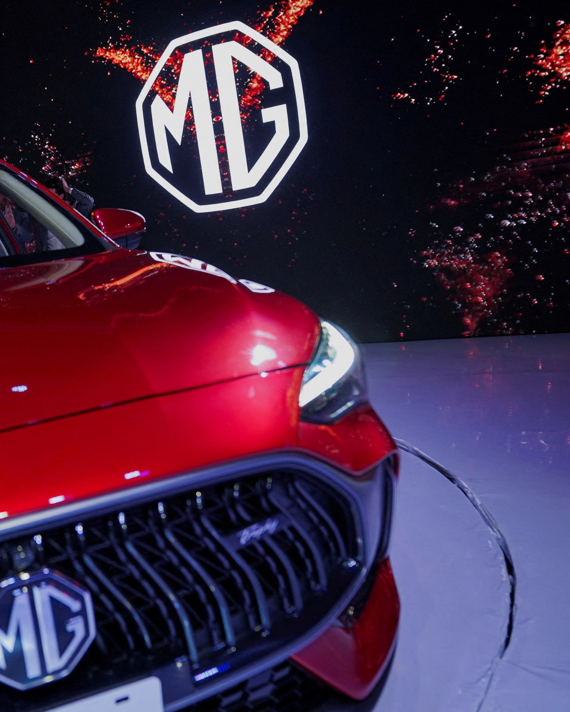 1920x2400 MG Motor Launches Plug In Hybrid Option In Mexico As EV Race Heats Up