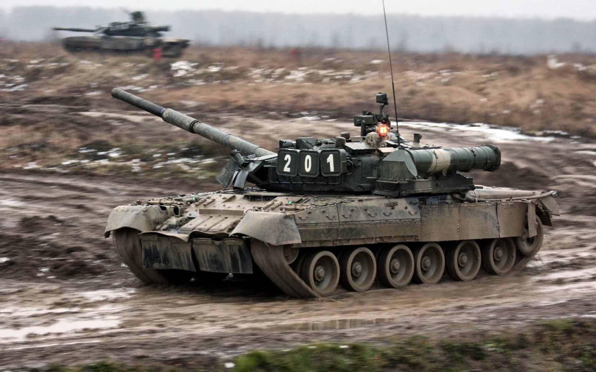 1920x1200 T 80 Military Tank HD Wallpaperx1200