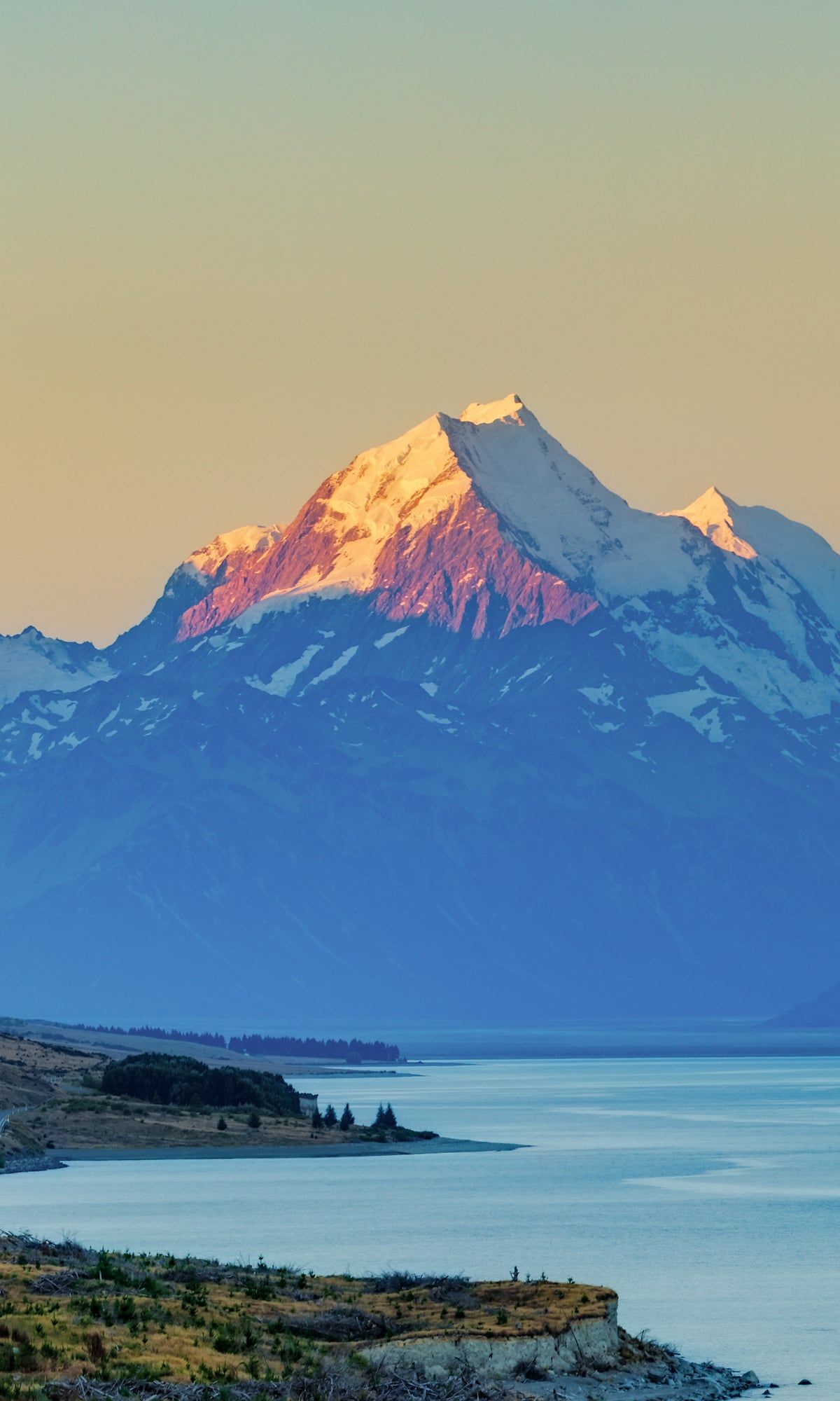 1200x2000 Photo of Lake Pukaki