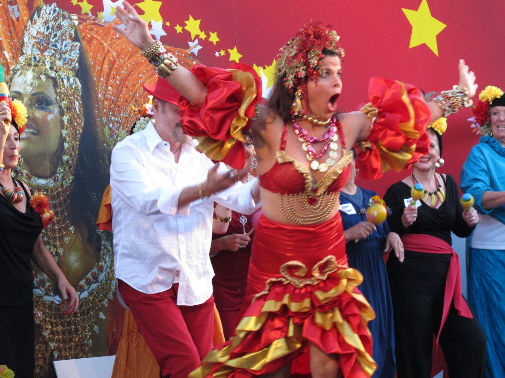 1024x768 Video: Copacabana, Carmen Miranda, Bring Out Crowds for La Luz. Sonoma Valley, CA Patch