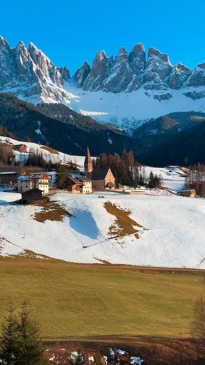 416x740 Santa maddalena Image