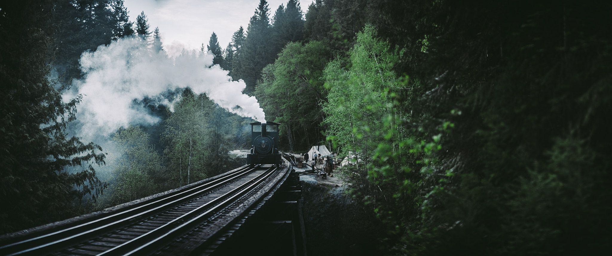 2048x856 Spokane Photographer Captures The Making Of Oscar Nominated Film 'Train Dreams'