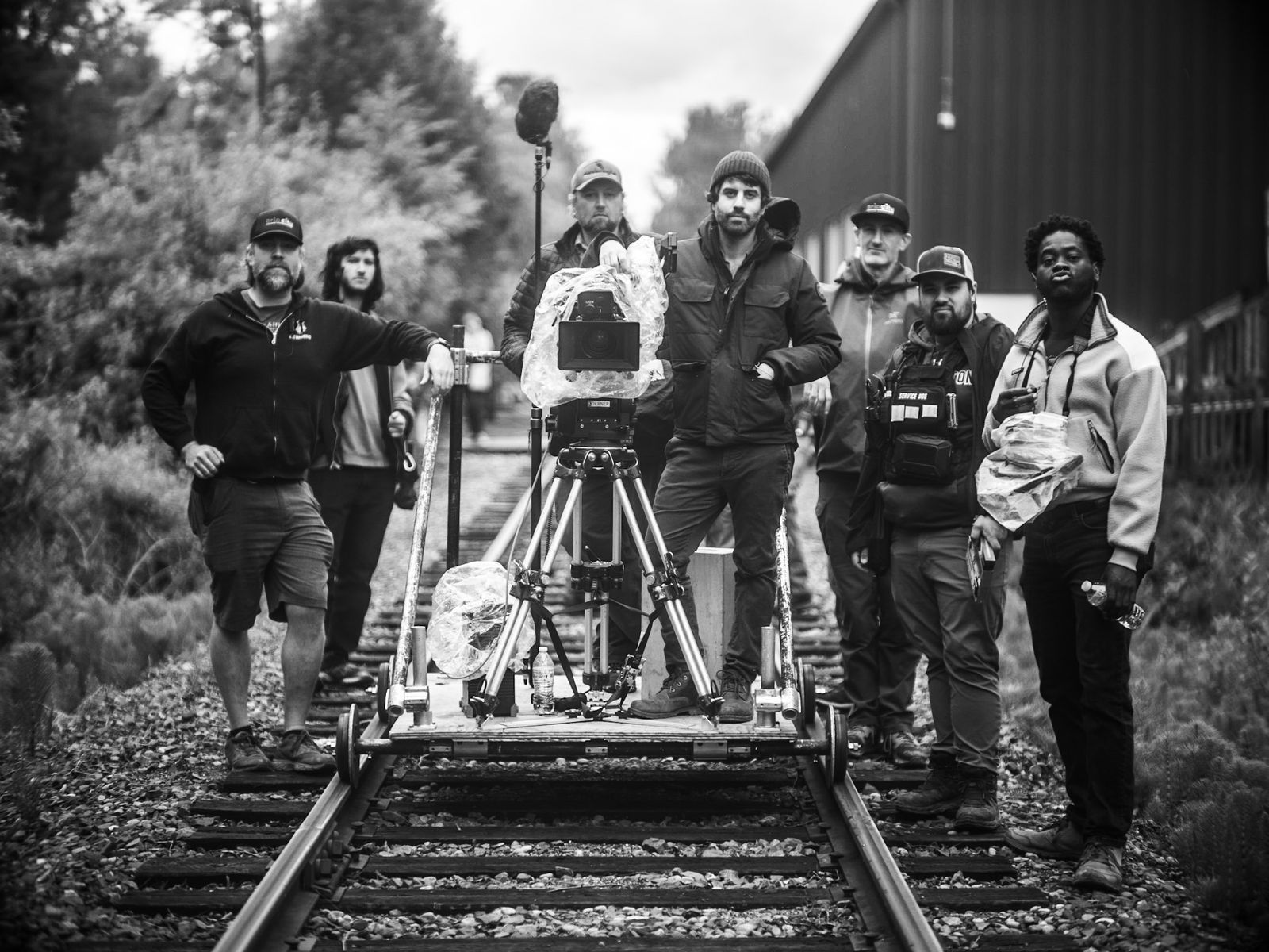 1600x1200 Spokane Photographer Captures The Making Of Oscar Nominated Film 'Train Dreams'