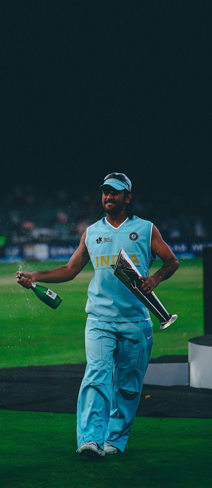 736x1689 Dhoni back photo. Ms dhoni Vintage ms dhoni