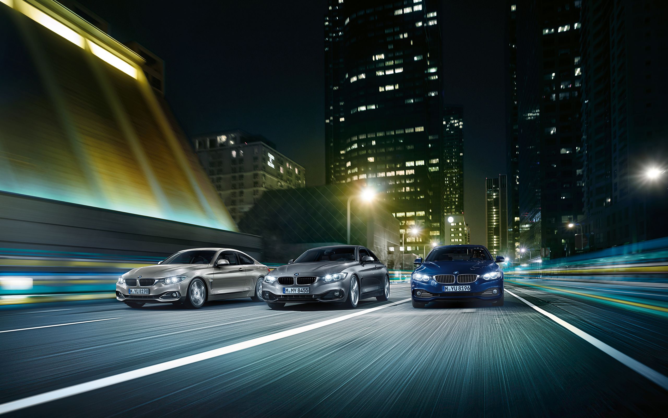 2560x1600 BMW And Mercedes Benz Wallpaper