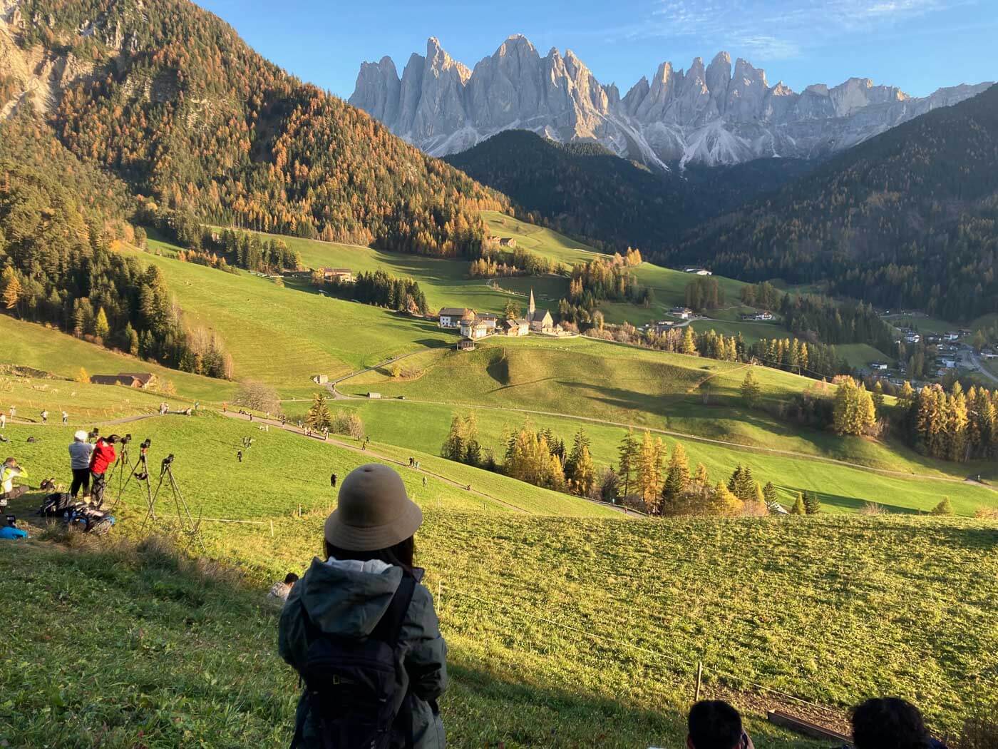 1400x1050 St. Magdalena and St. John Churches in Val di Funes Viewpoints Photo Hikes