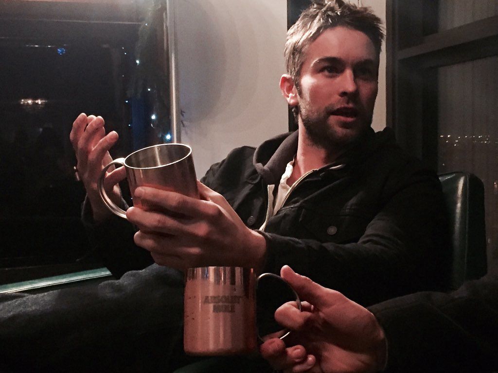 1024x768 Chace Crawford / Posts / X