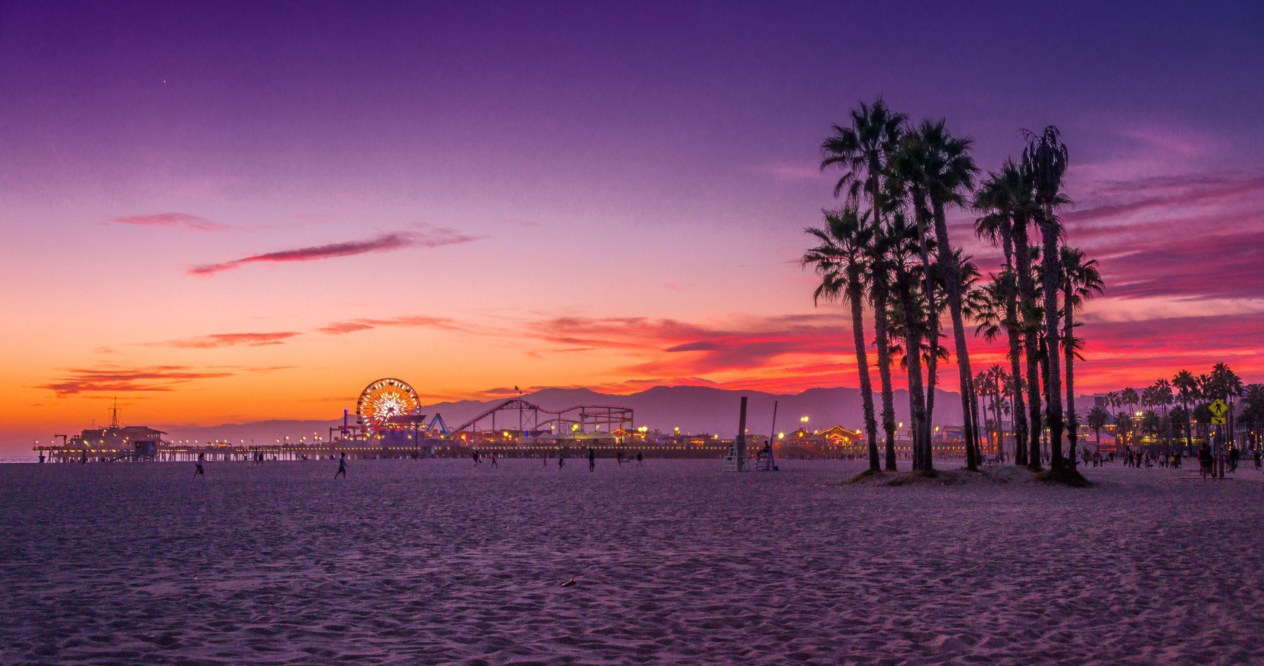 4096x2160 Santa Monica Beach Wallpaper