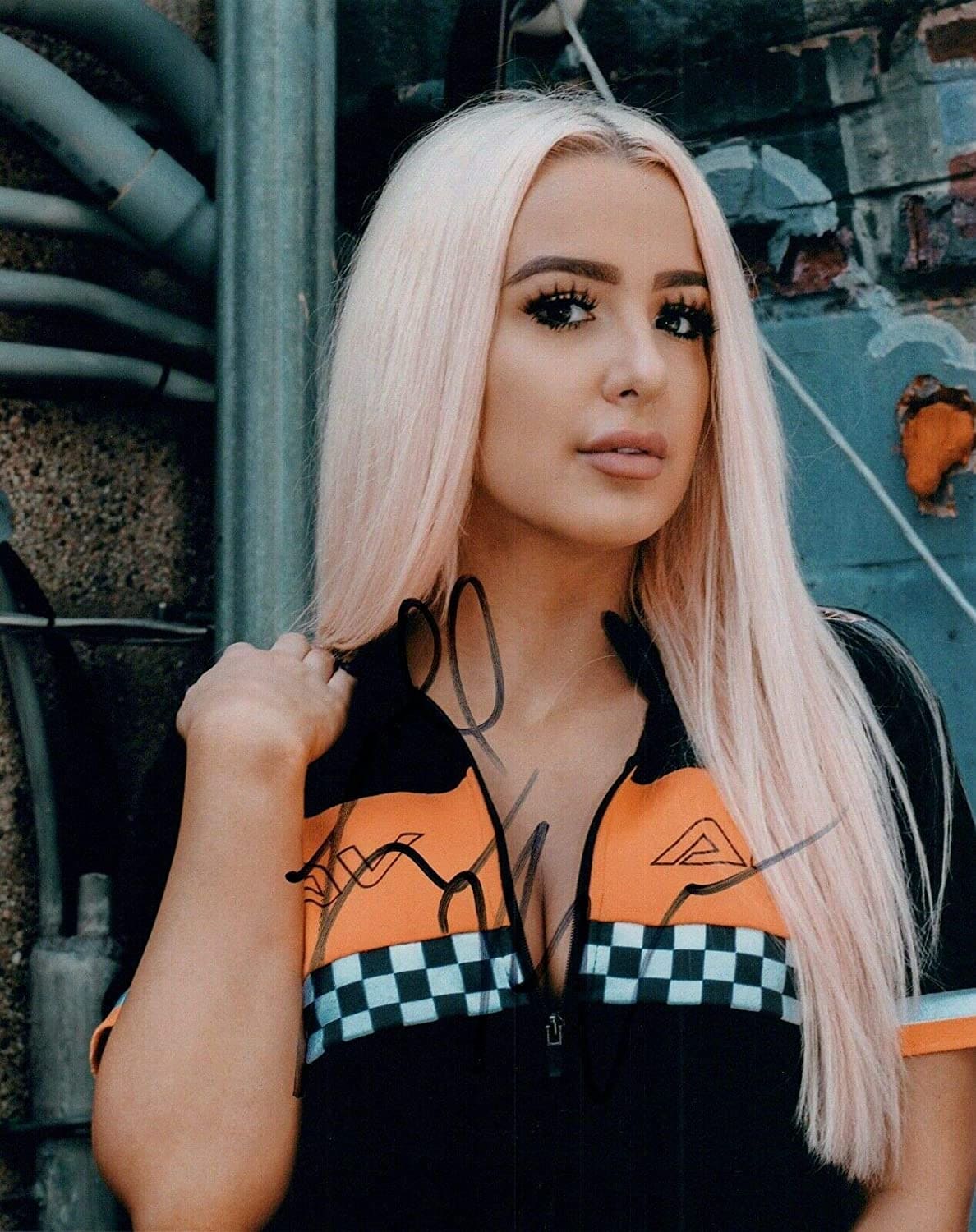 1188x1500 Tana Mongeau HD
