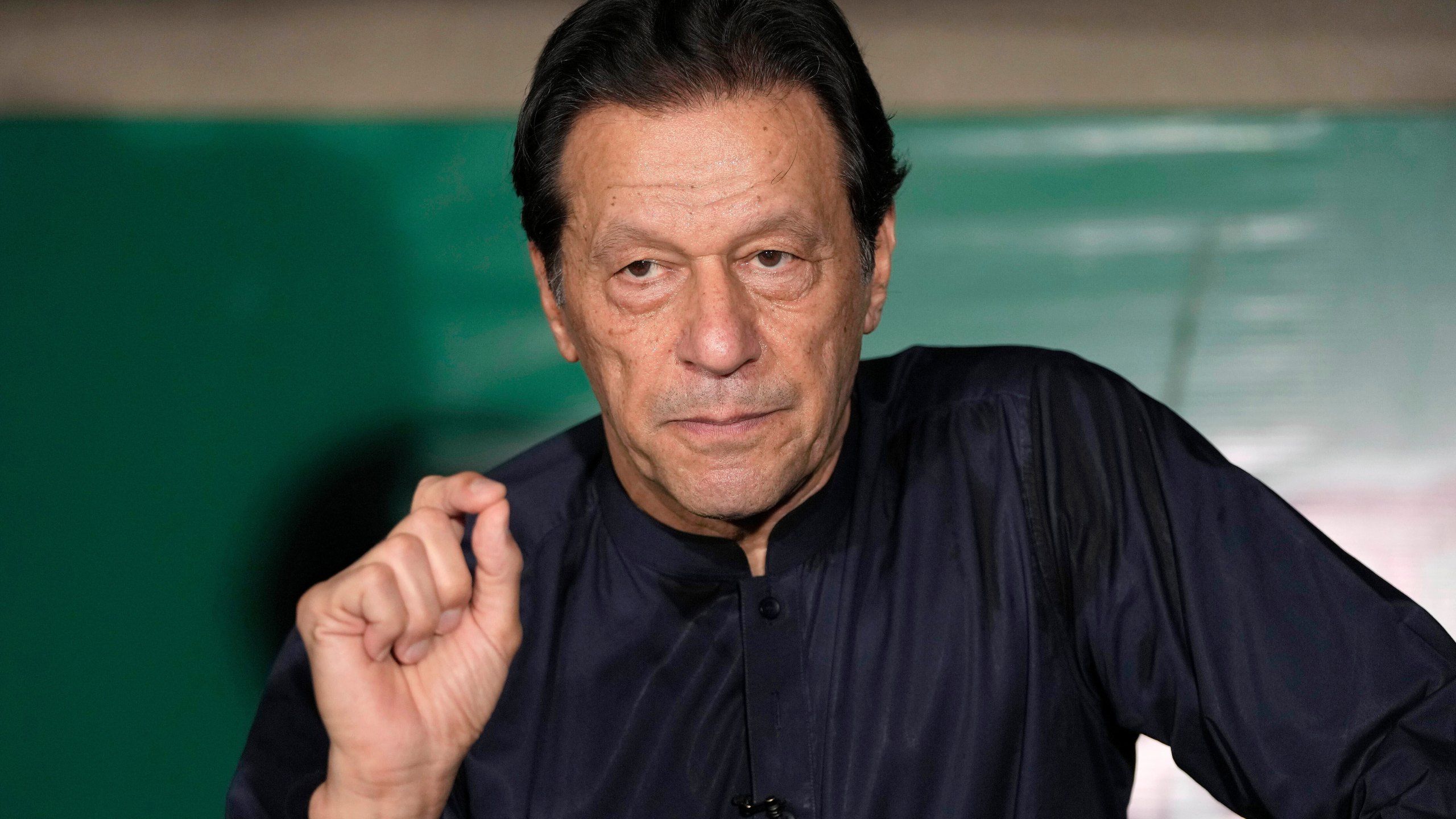 2560x1440 Former cricket captains urge Pakistan to ensure better medical care for Imran Khan in prison