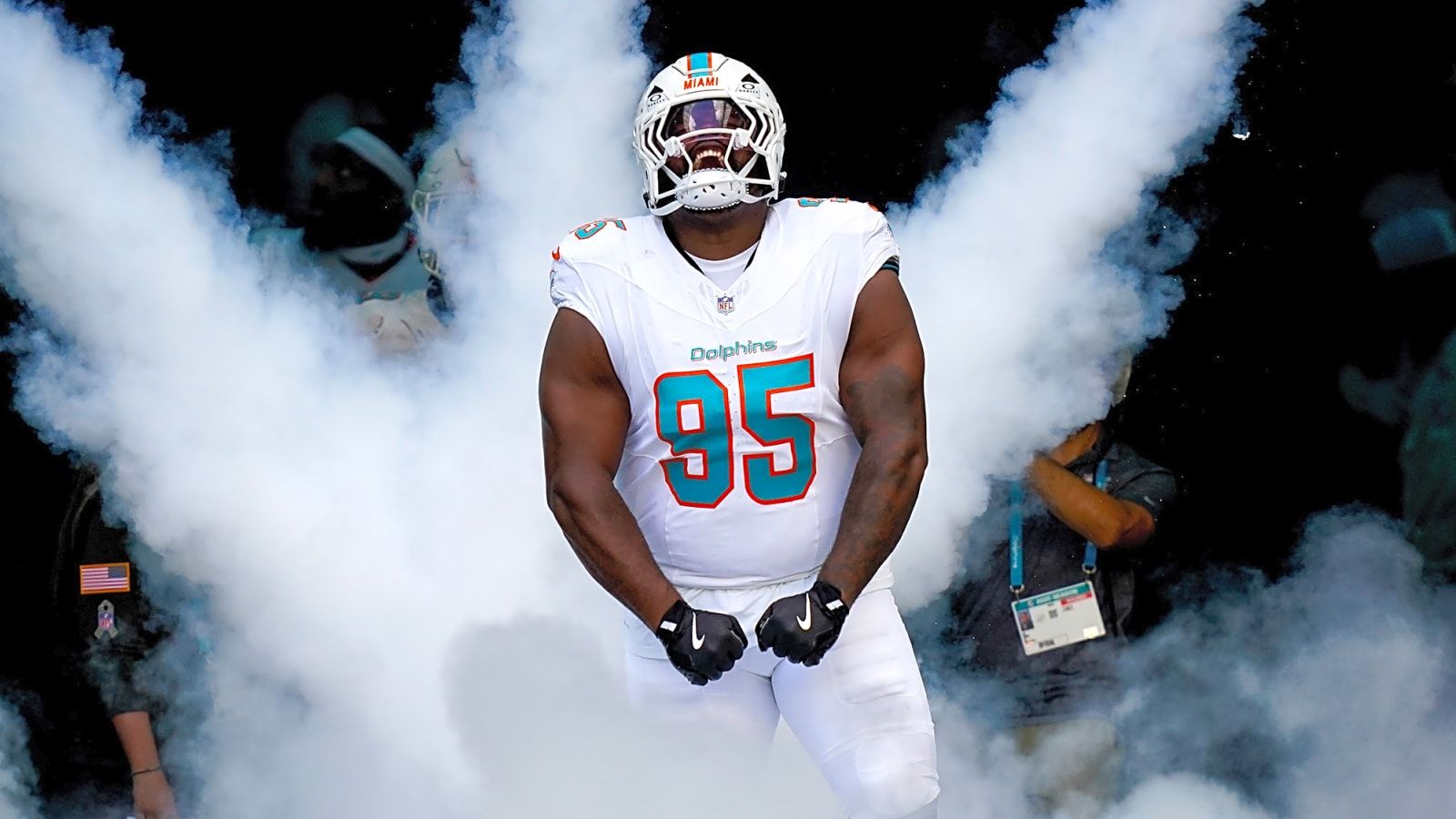1600x900 Giants Host DT Benito Jones