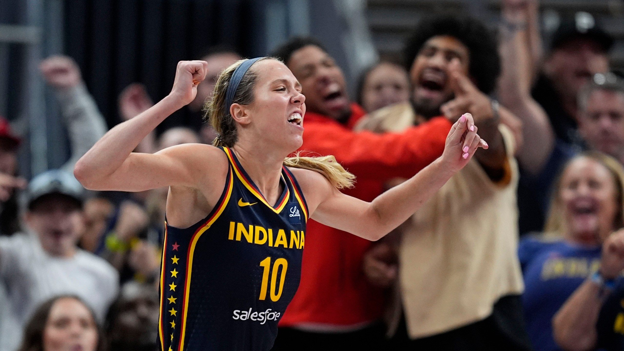 2560x1440 Lexie Hull's career day helps Fever over Storm