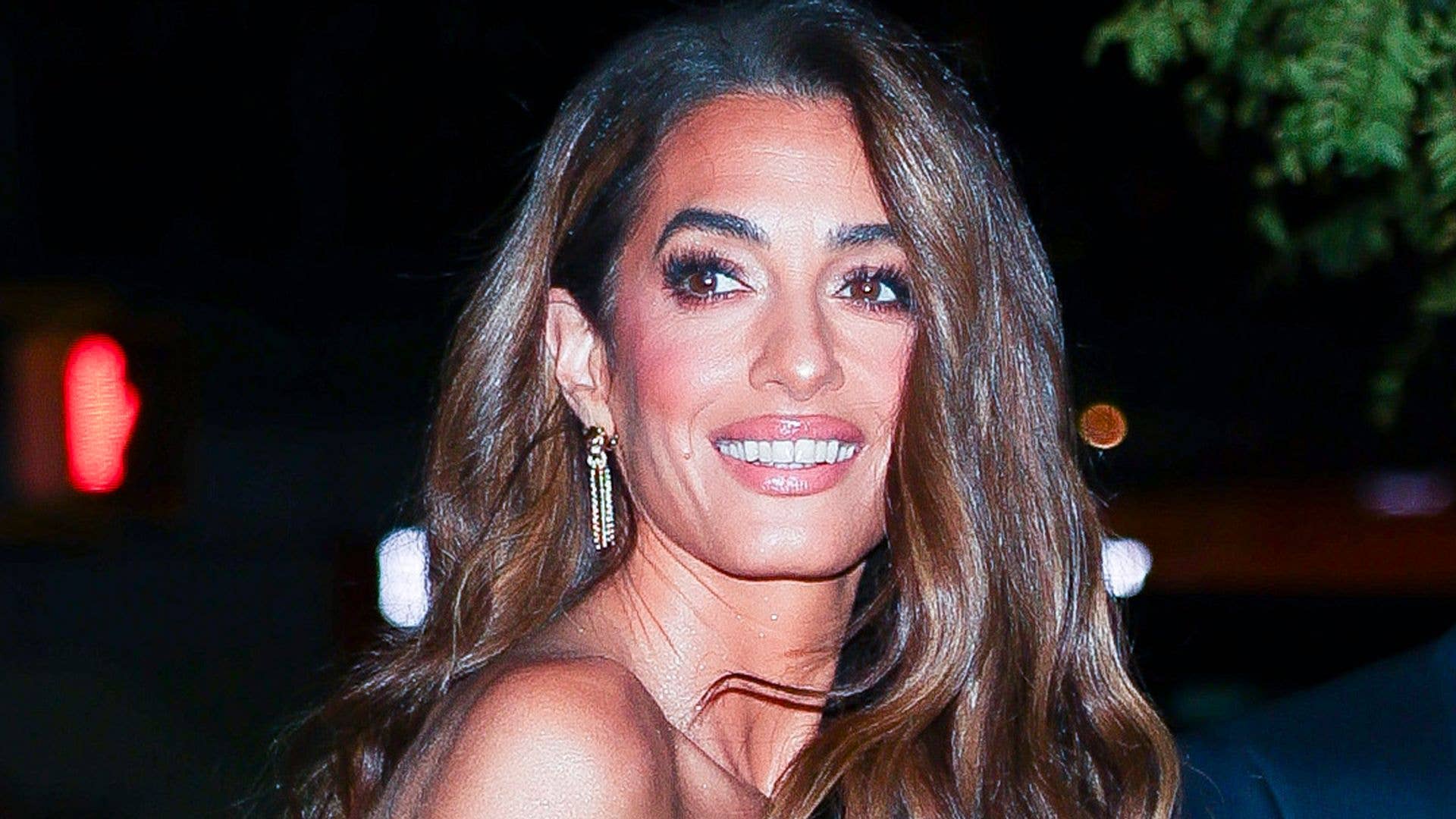 1920x1080 George Clooney's wife Amal secretly underwent 'powerful' transformation in her 40s