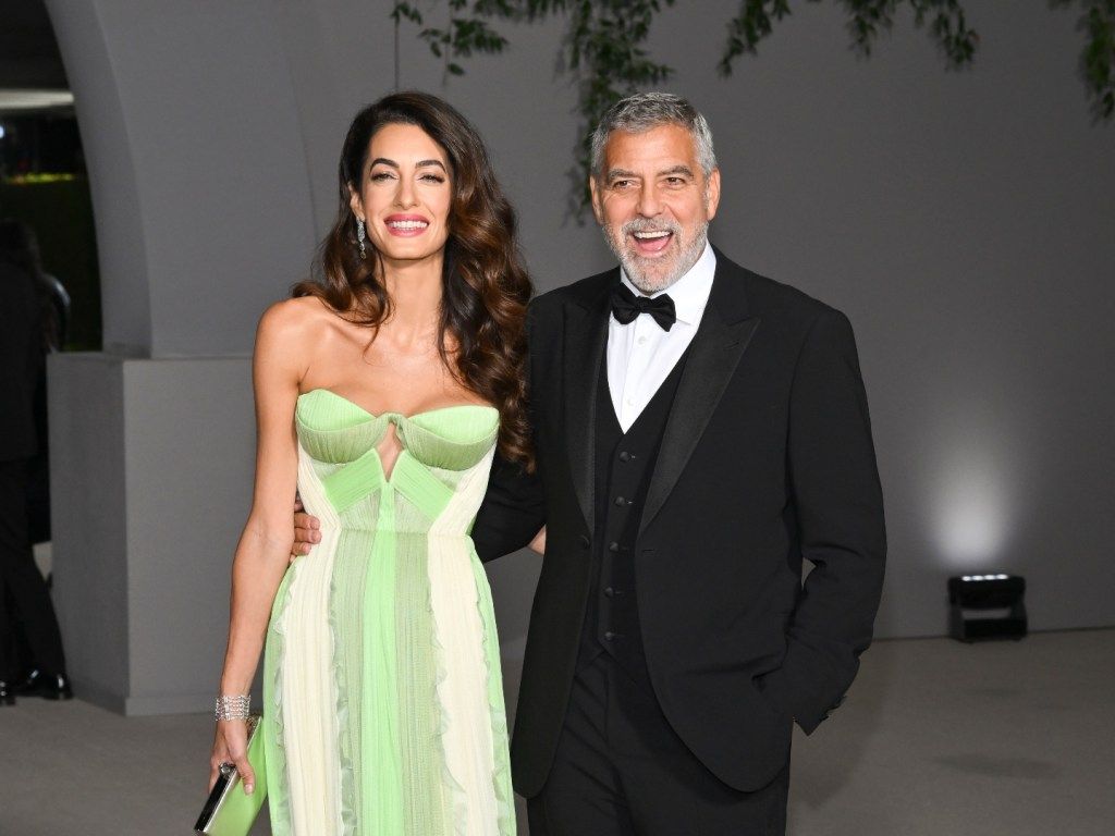 1024x768 George & Amal Clooney's Carefree Summer Style In Saint Tropez