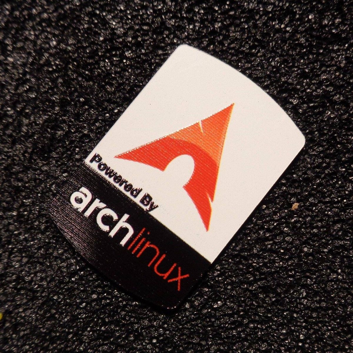 1200x1200 Arch Linux Red Label / Aufkleber / Sticker / Badge / Logo 9cm x 8cm [487b]