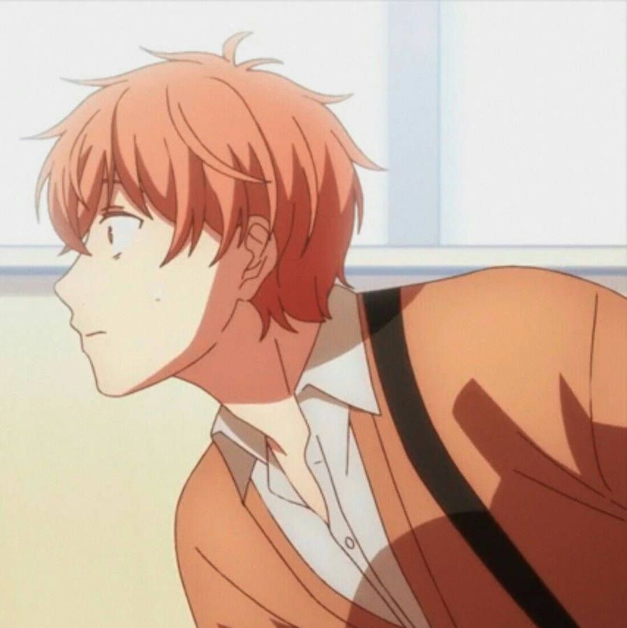 898x900 Running Anime Boy For Matching Pfp For Couples Wallpaper