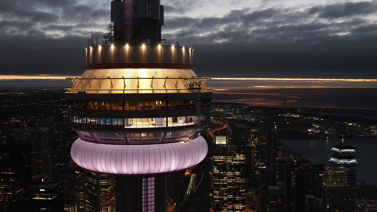 1600x900 Toronto's CN Tower has a new observation deck
