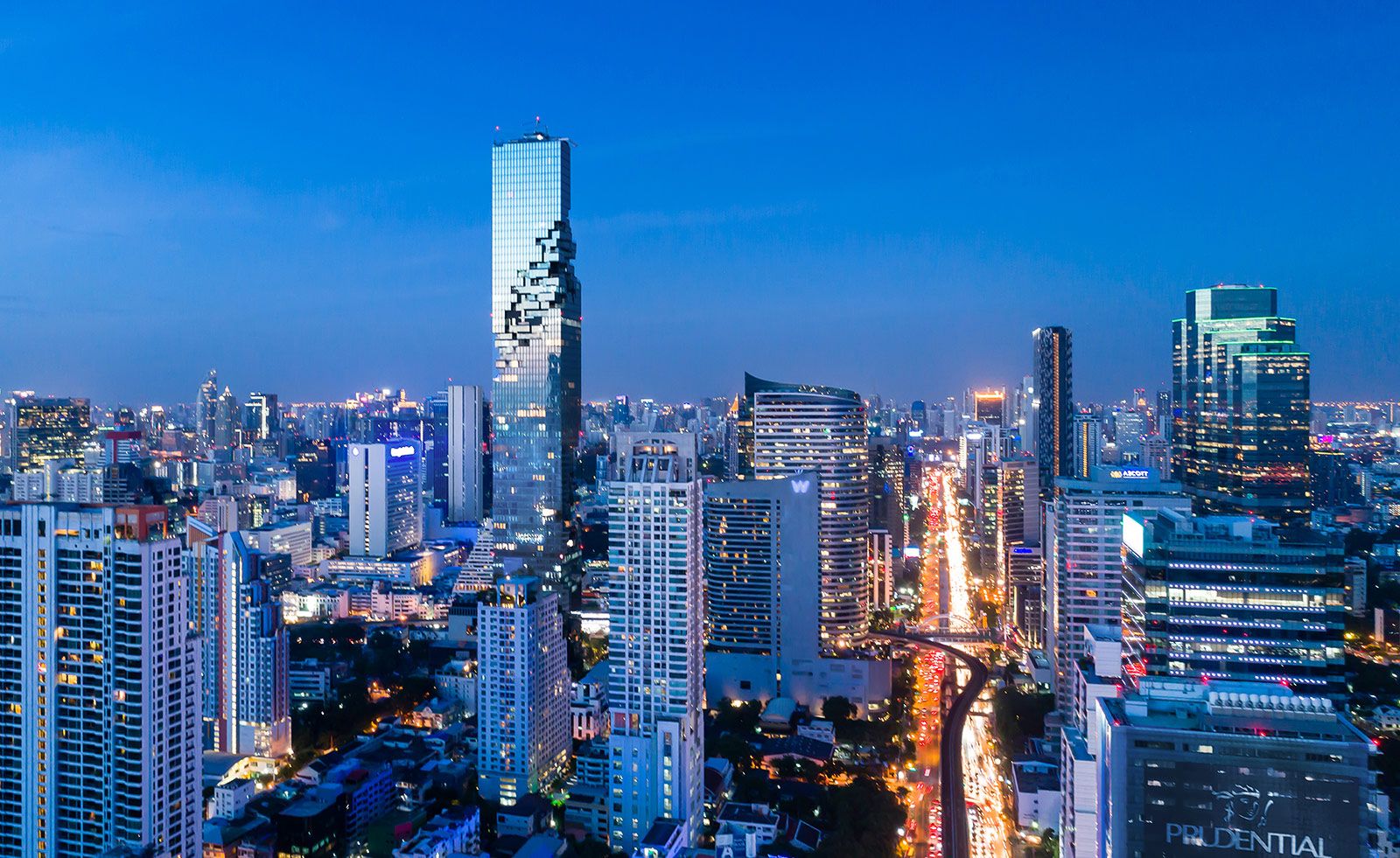 1600x981 Büro Ole Scheeren's MahaNakhon Tower in Bangkok completes. Wallpaper*