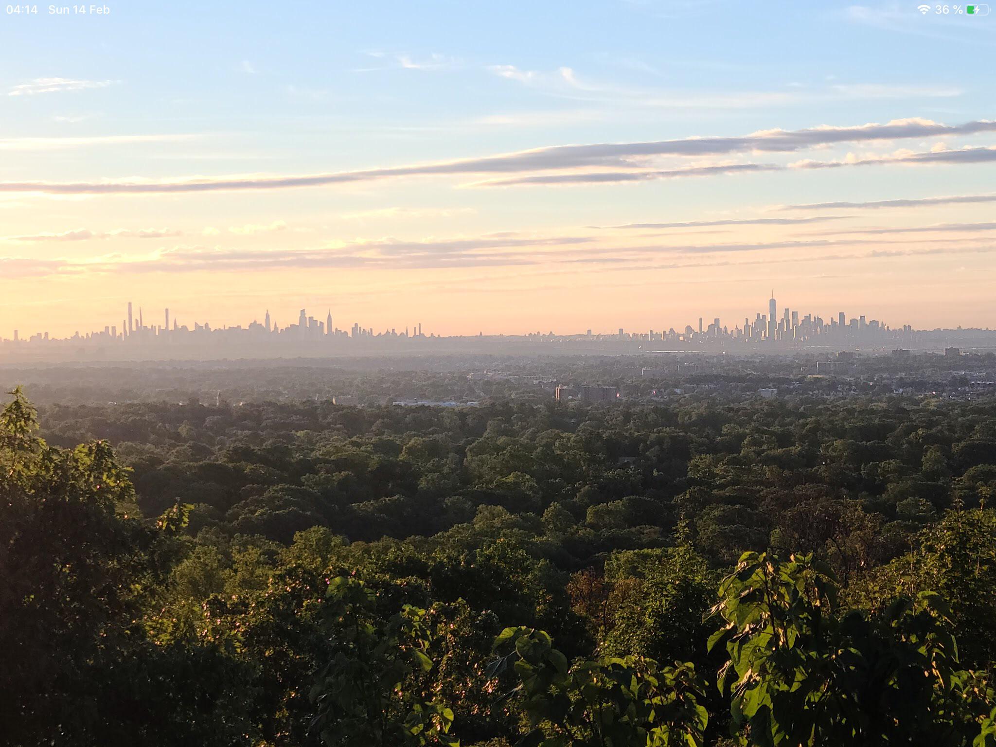 2048x1536 New York City seen from Eagle Rock observation deck
