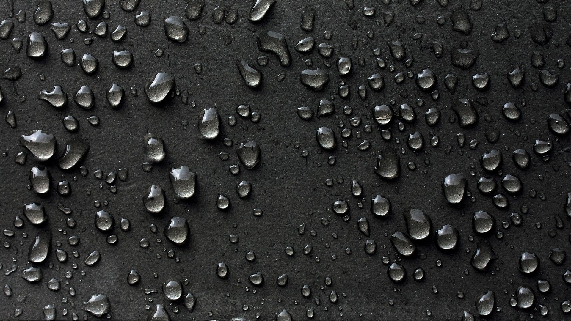 1920x1080 HD Water Drop Photography: Crystal Clear Dropletsx1080