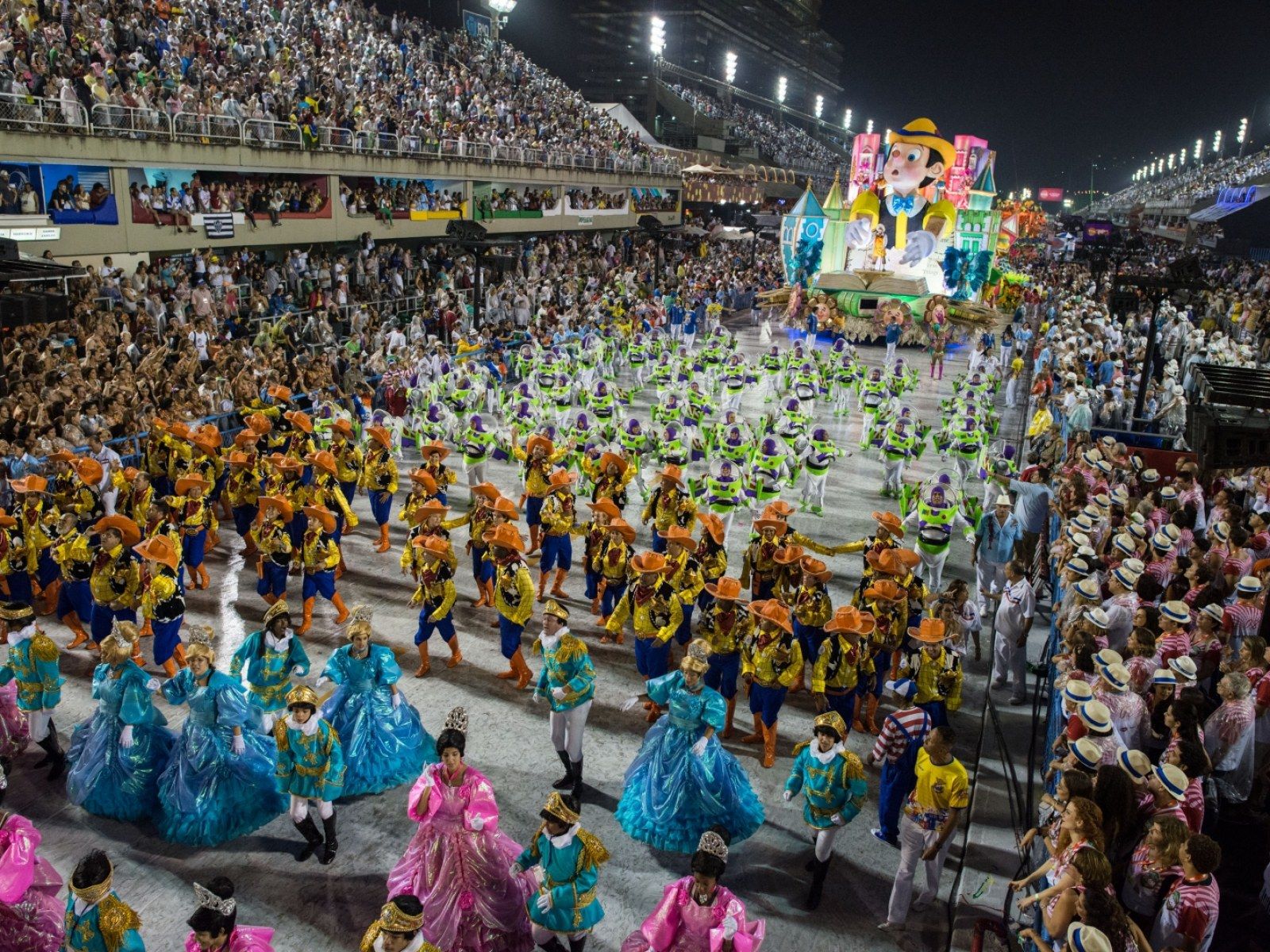 1600x1200 Rio de Janeiro Carnival 2015: A short history of the world's biggest street carnival