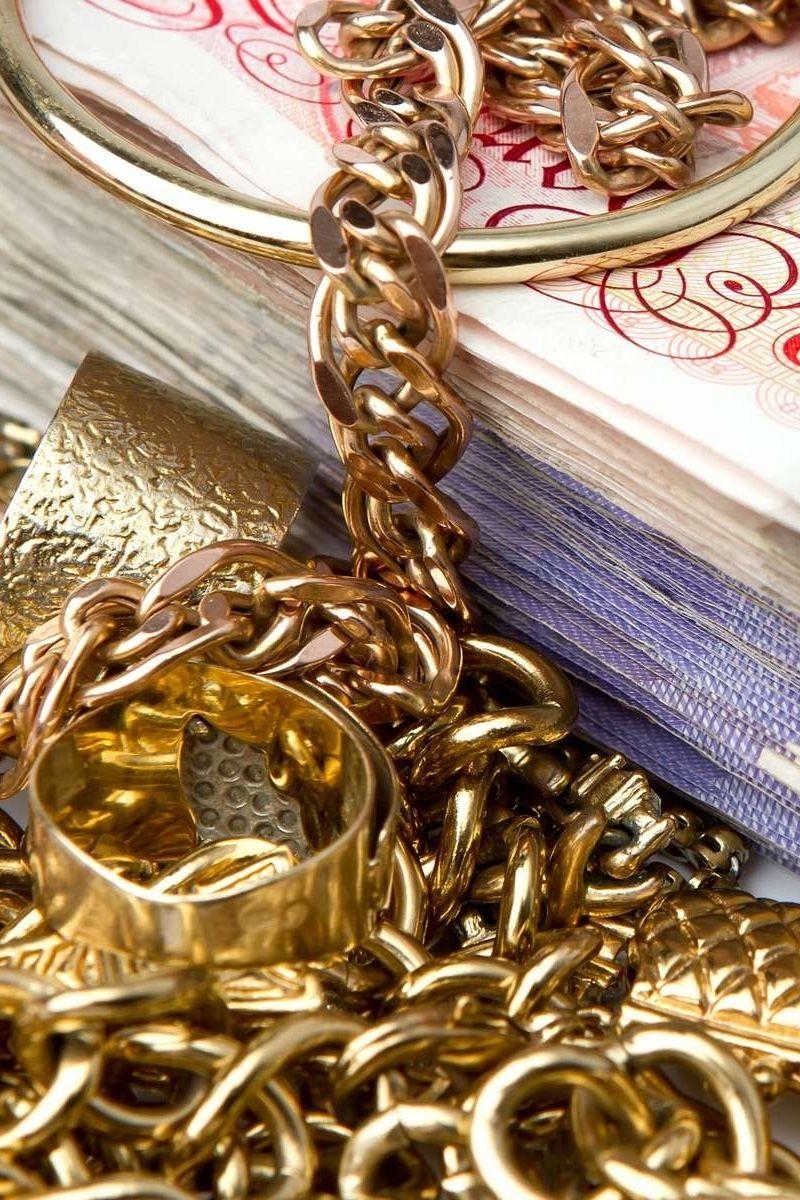 800x1200 Wallpaper Money, Notes, Jewelry, Chain With Gold Chains