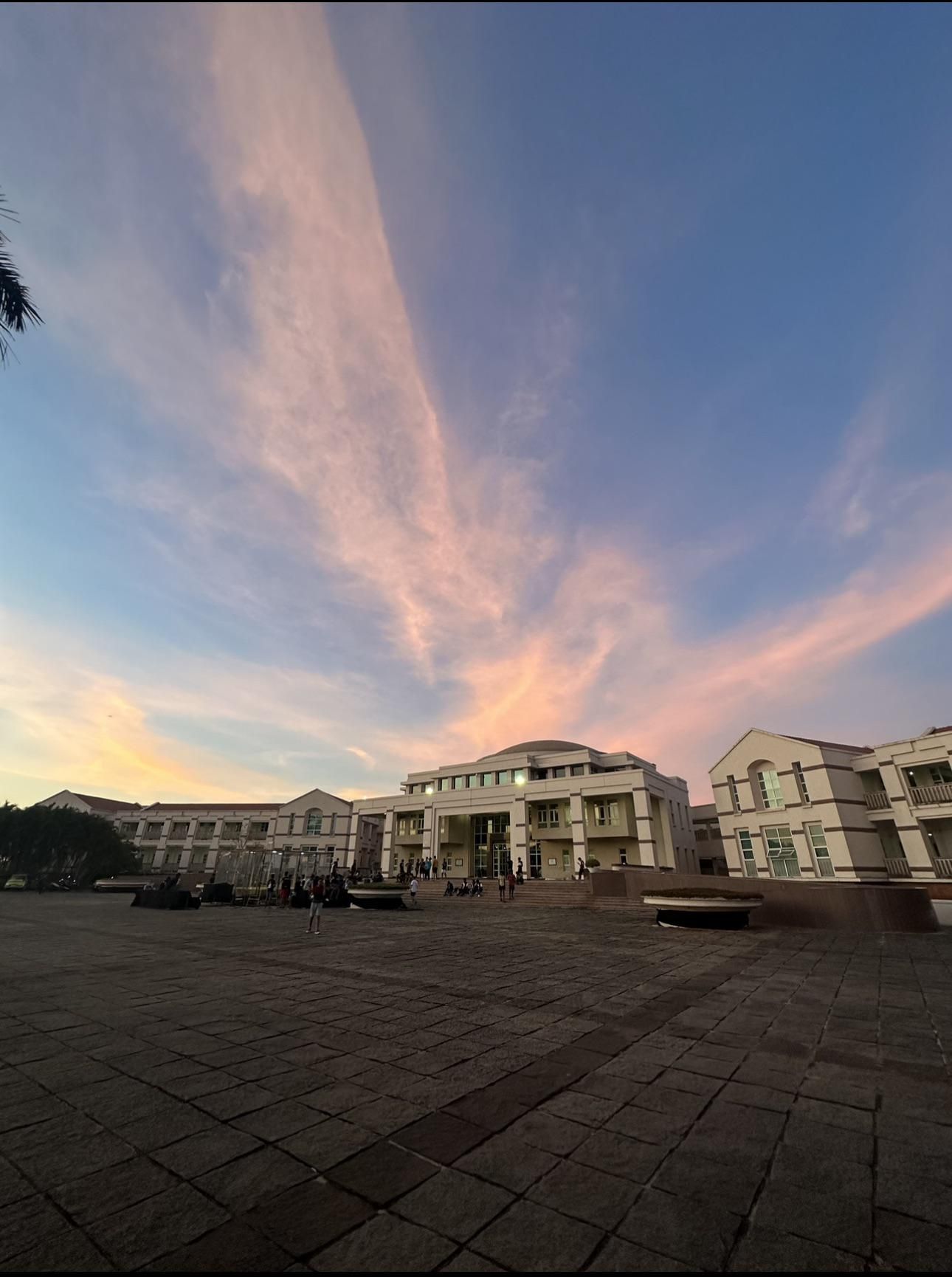 1290x1730 BITSians, drop best wallpaper (landscape) worthy pics of the campuses