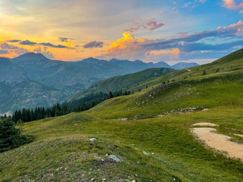 1024x768 Colorado Summer Vacation Spots You & Your Family Will Love