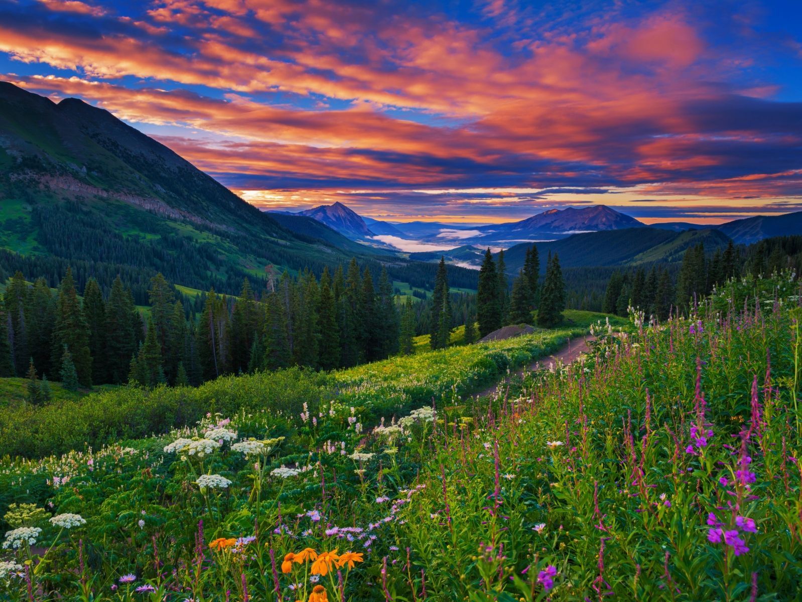 1598x1200 Take a Summer Vacation in Colorado