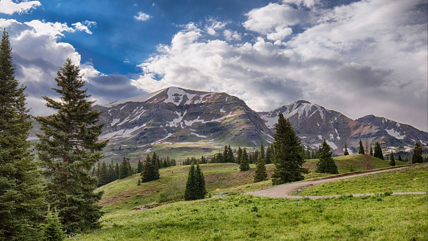 1366x768 Colorado vacation packages from $204